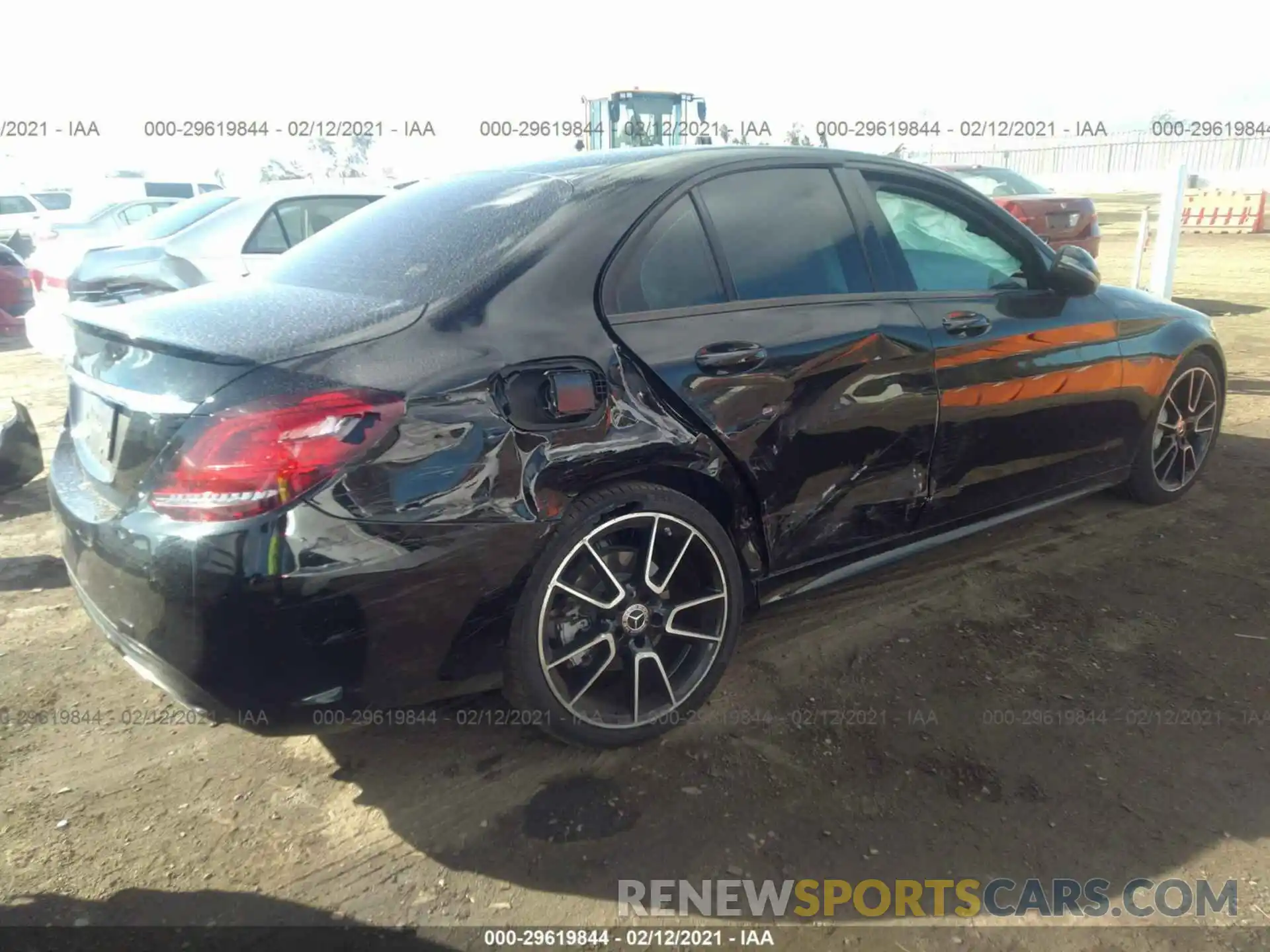 4 Photograph of a damaged car 55SWF8DB7KU298178 MERCEDES-BENZ C-CLASS 2019