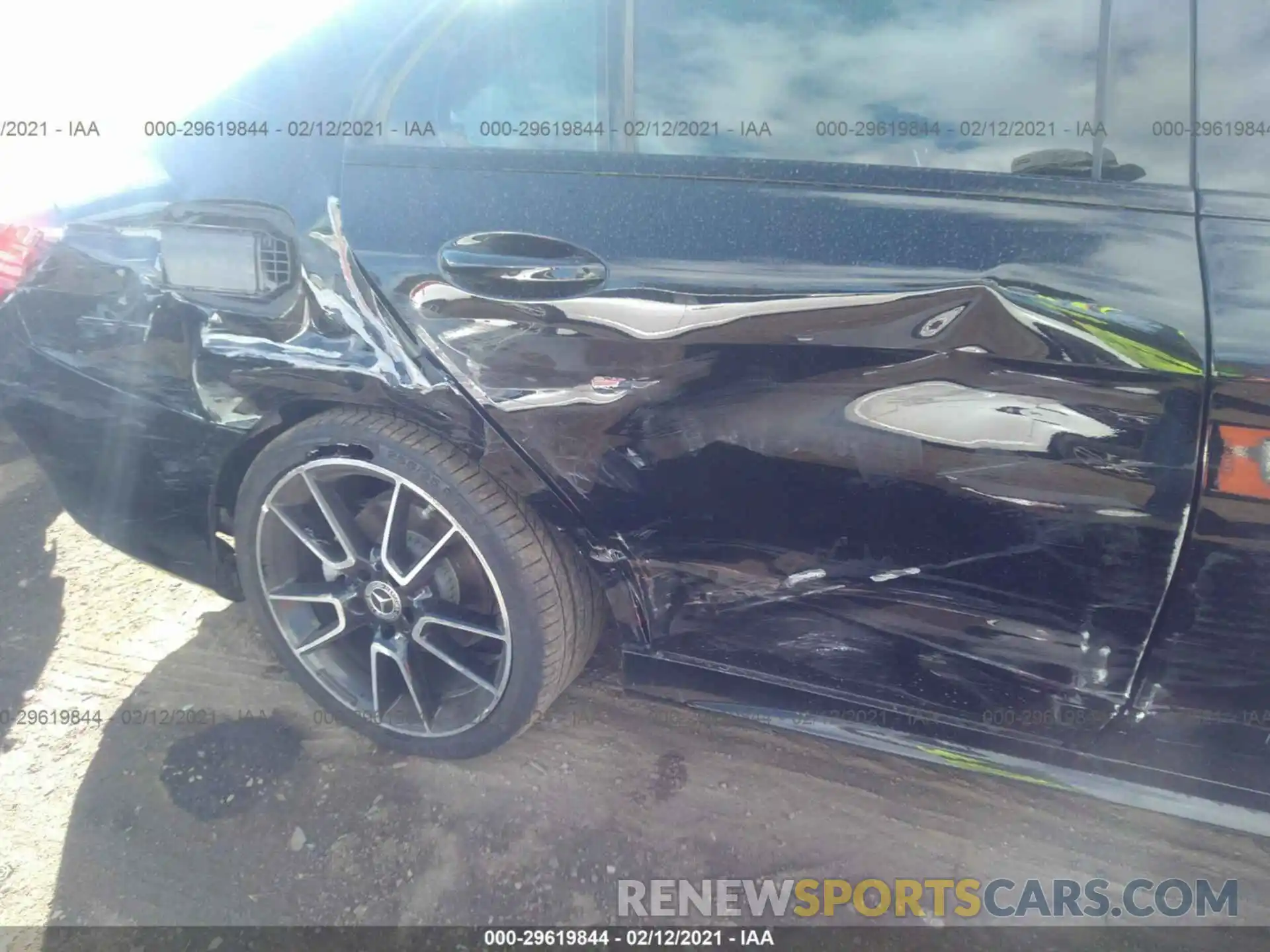 6 Photograph of a damaged car 55SWF8DB7KU298178 MERCEDES-BENZ C-CLASS 2019