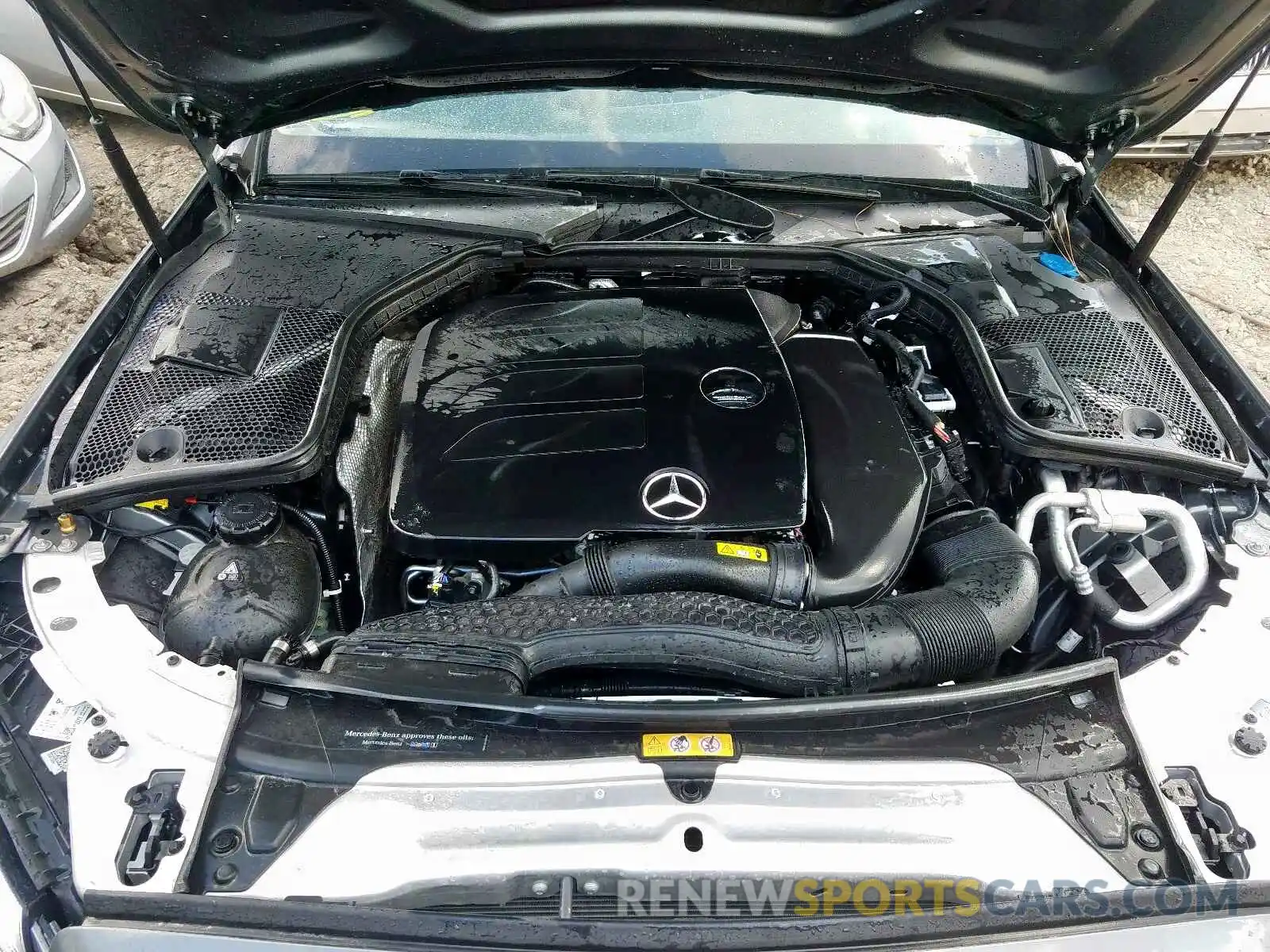 7 Photograph of a damaged car 55SWF8DB7KU298651 MERCEDES-BENZ C CLASS 2019