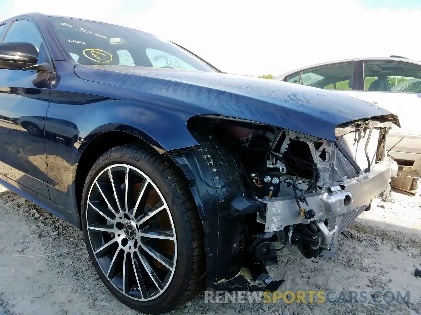 9 Photograph of a damaged car 55SWF8DB7KU307557 MERCEDES-BENZ C CLASS 2019