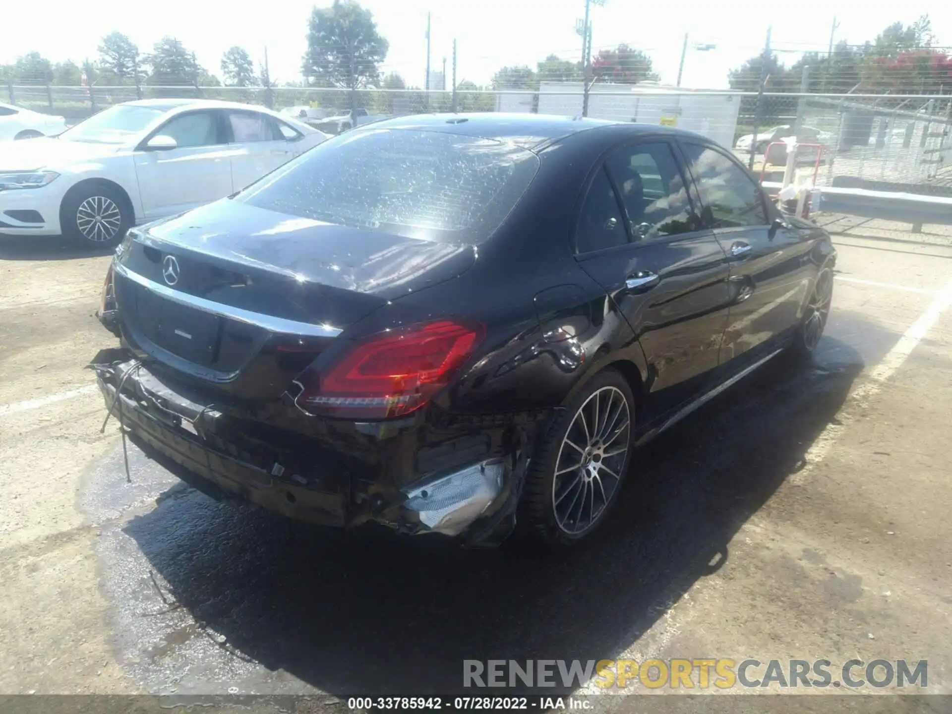 4 Photograph of a damaged car 55SWF8DB7KU310474 MERCEDES-BENZ C-CLASS 2019