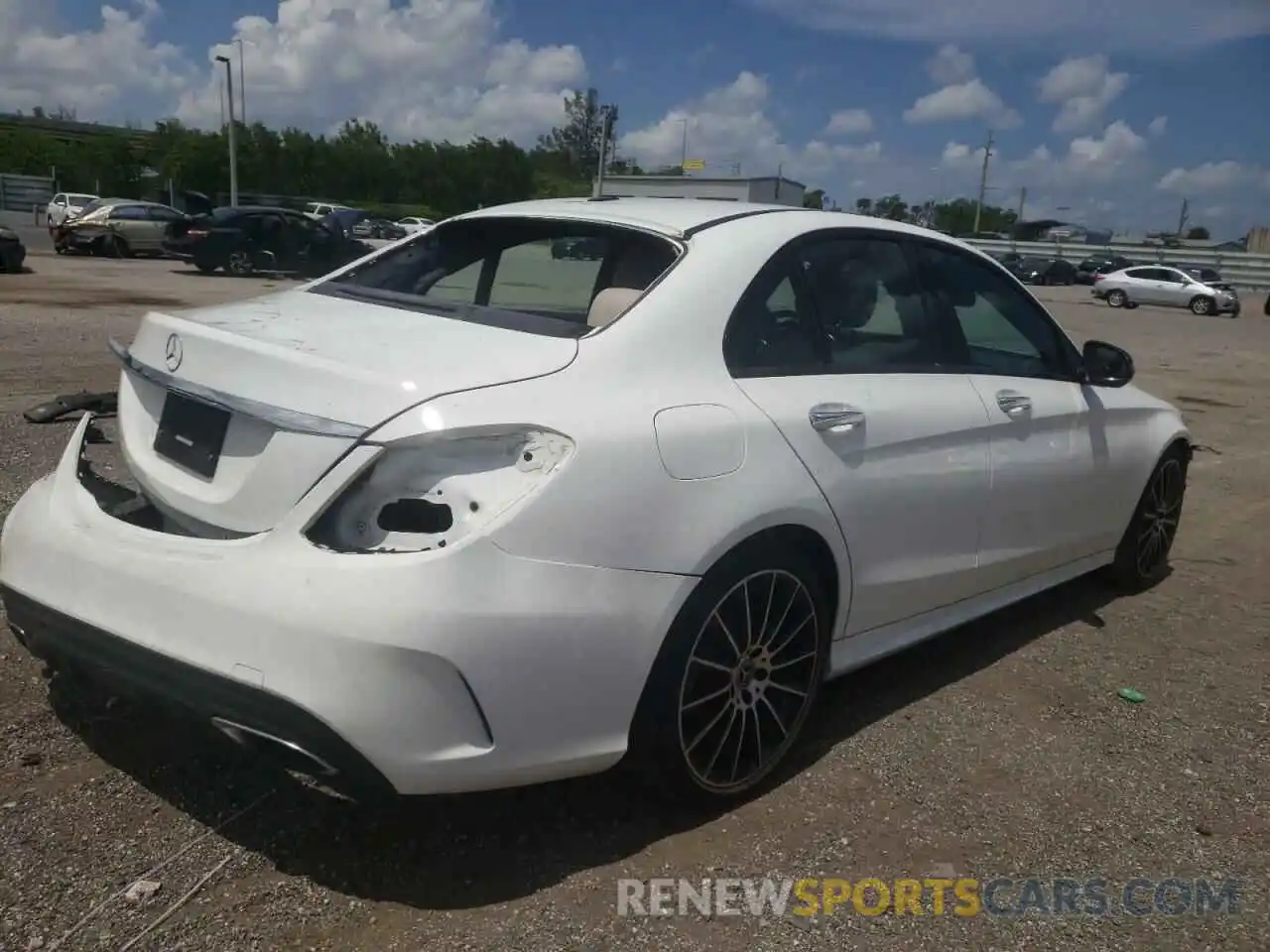 4 Photograph of a damaged car 55SWF8DB7KU311236 MERCEDES-BENZ C-CLASS 2019