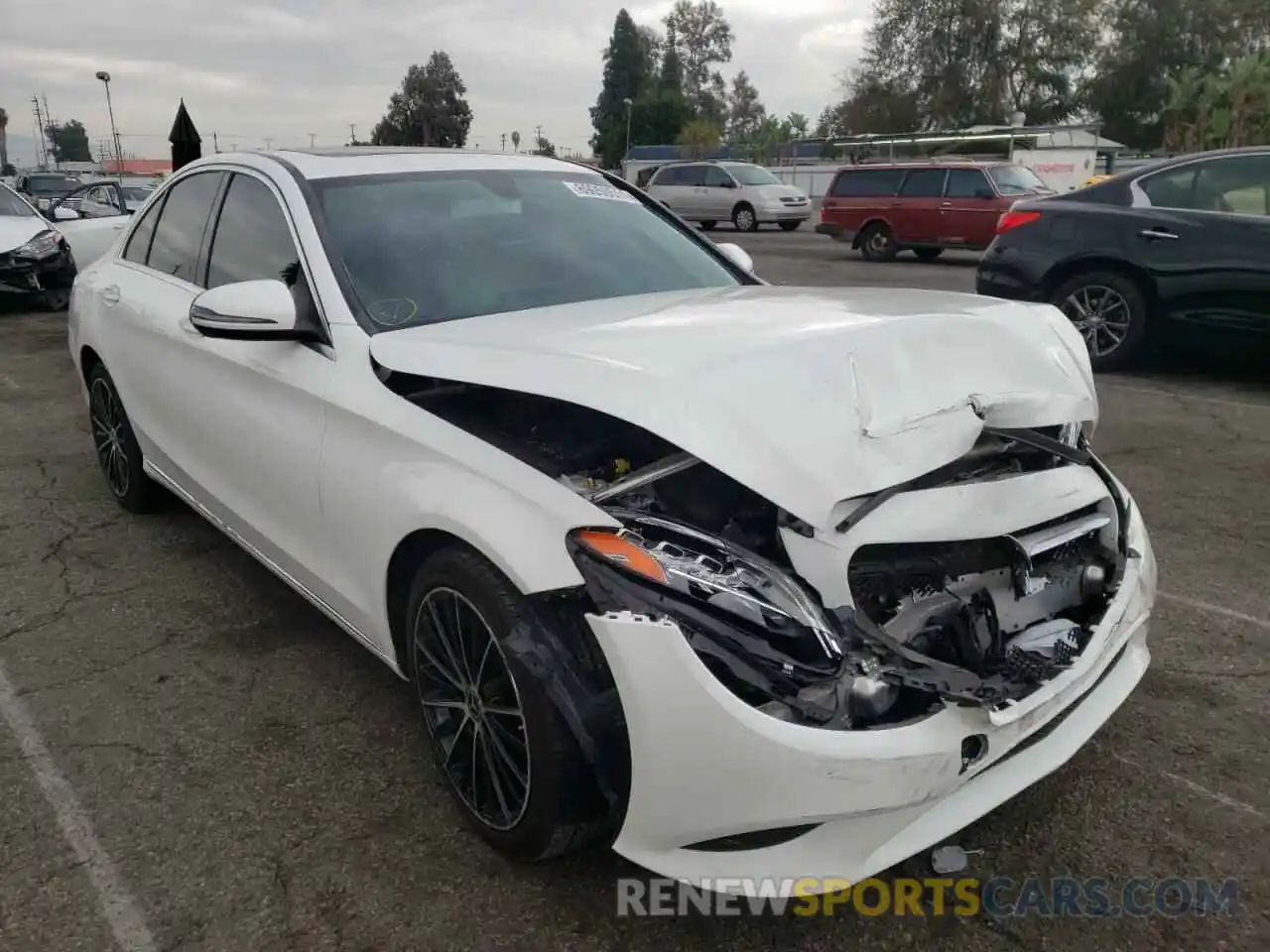 1 Photograph of a damaged car 55SWF8DB7KU313570 MERCEDES-BENZ C-CLASS 2019