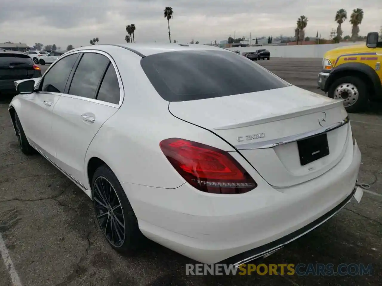 3 Photograph of a damaged car 55SWF8DB7KU313570 MERCEDES-BENZ C-CLASS 2019