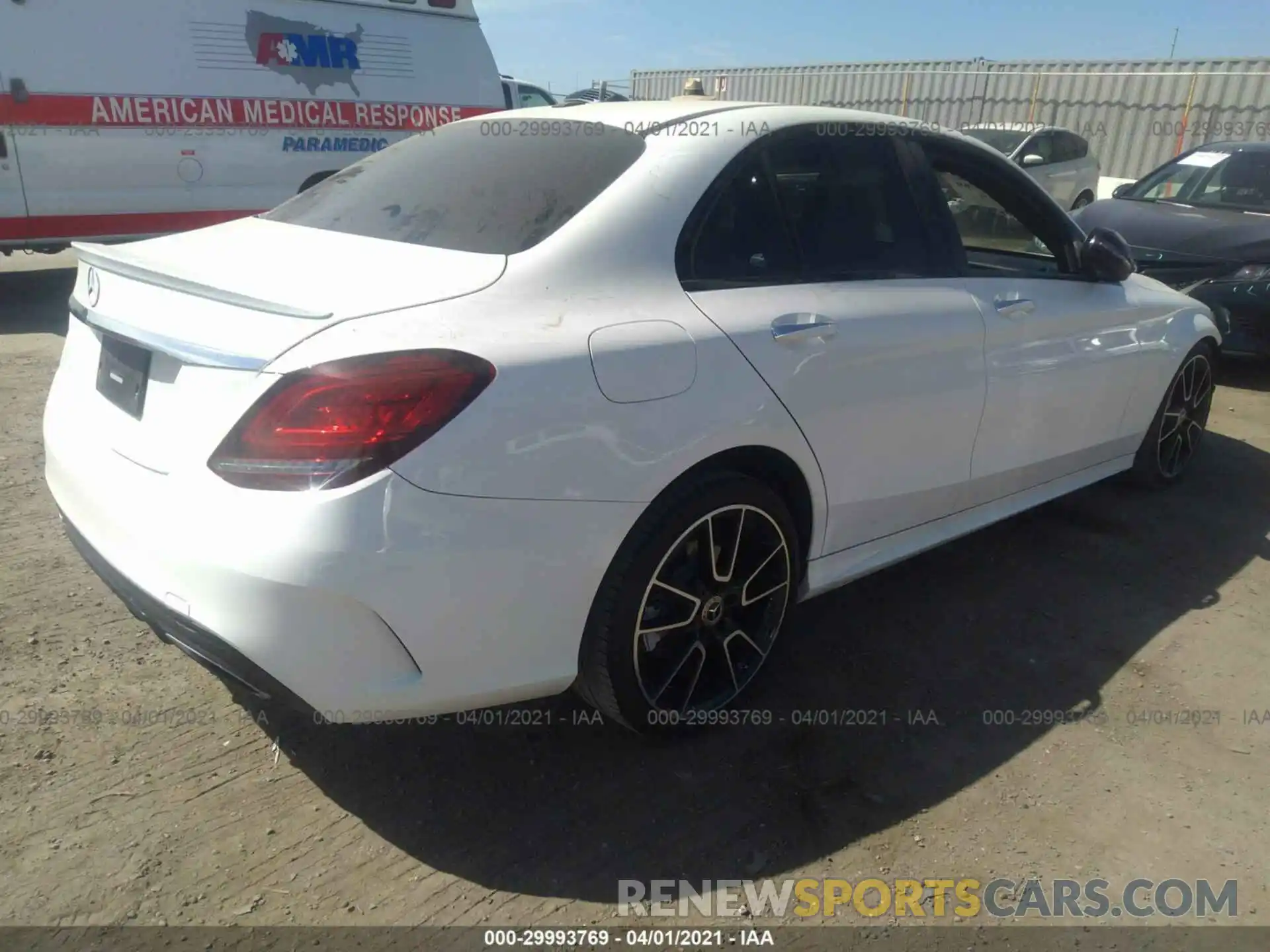 4 Фотография поврежденного автомобиля 55SWF8DB7KU316890 MERCEDES-BENZ C-CLASS 2019