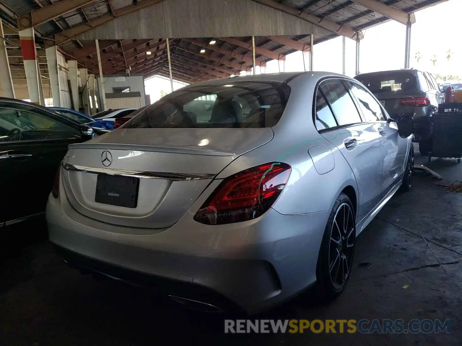 4 Photograph of a damaged car 55SWF8DB7KU317098 MERCEDES-BENZ C-CLASS 2019