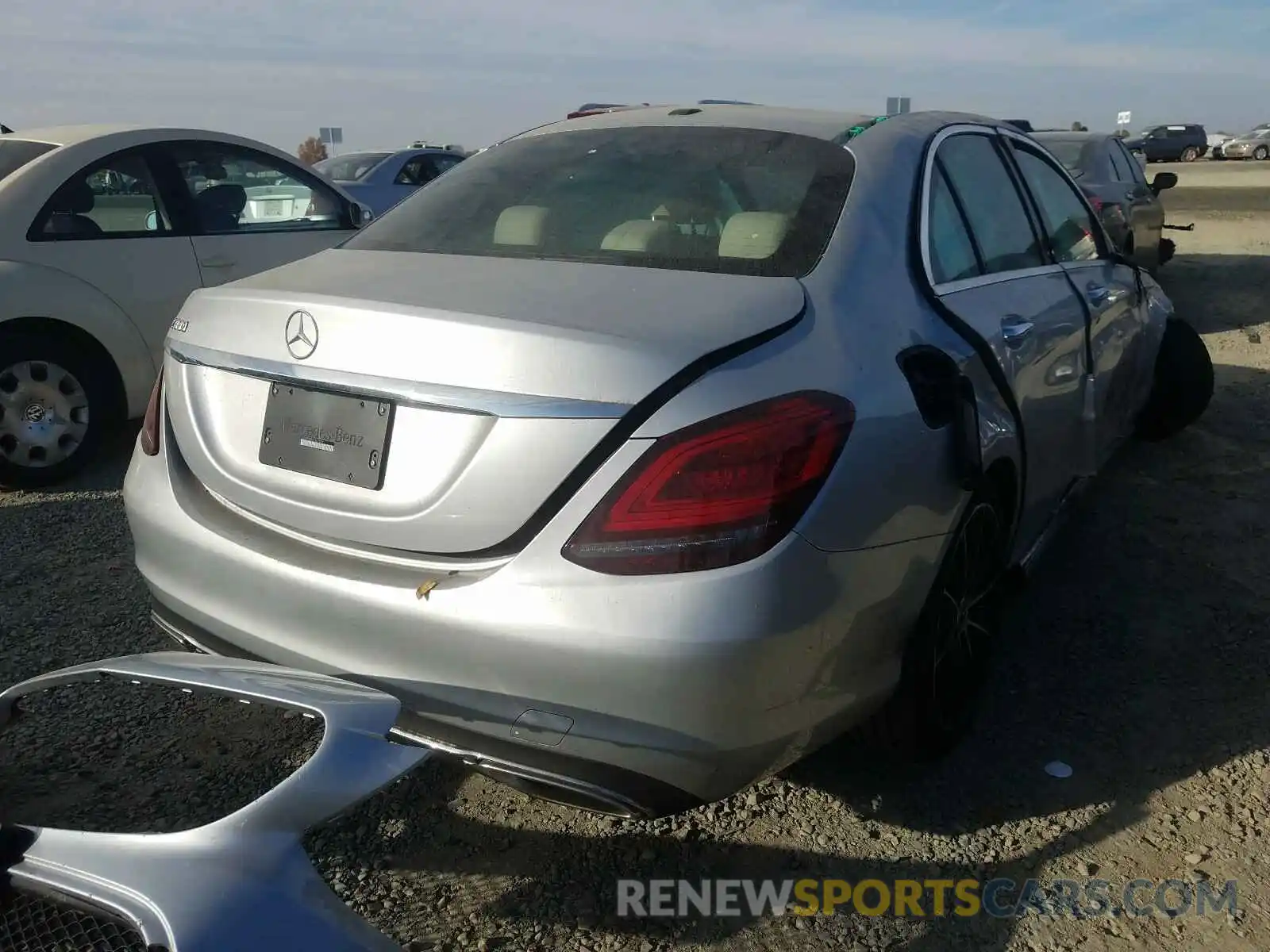 4 Photograph of a damaged car 55SWF8DB7KU317828 MERCEDES-BENZ C-CLASS 2019