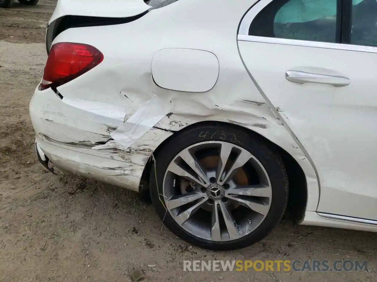 9 Photograph of a damaged car 55SWF8DB7KU319577 MERCEDES-BENZ C-CLASS 2019