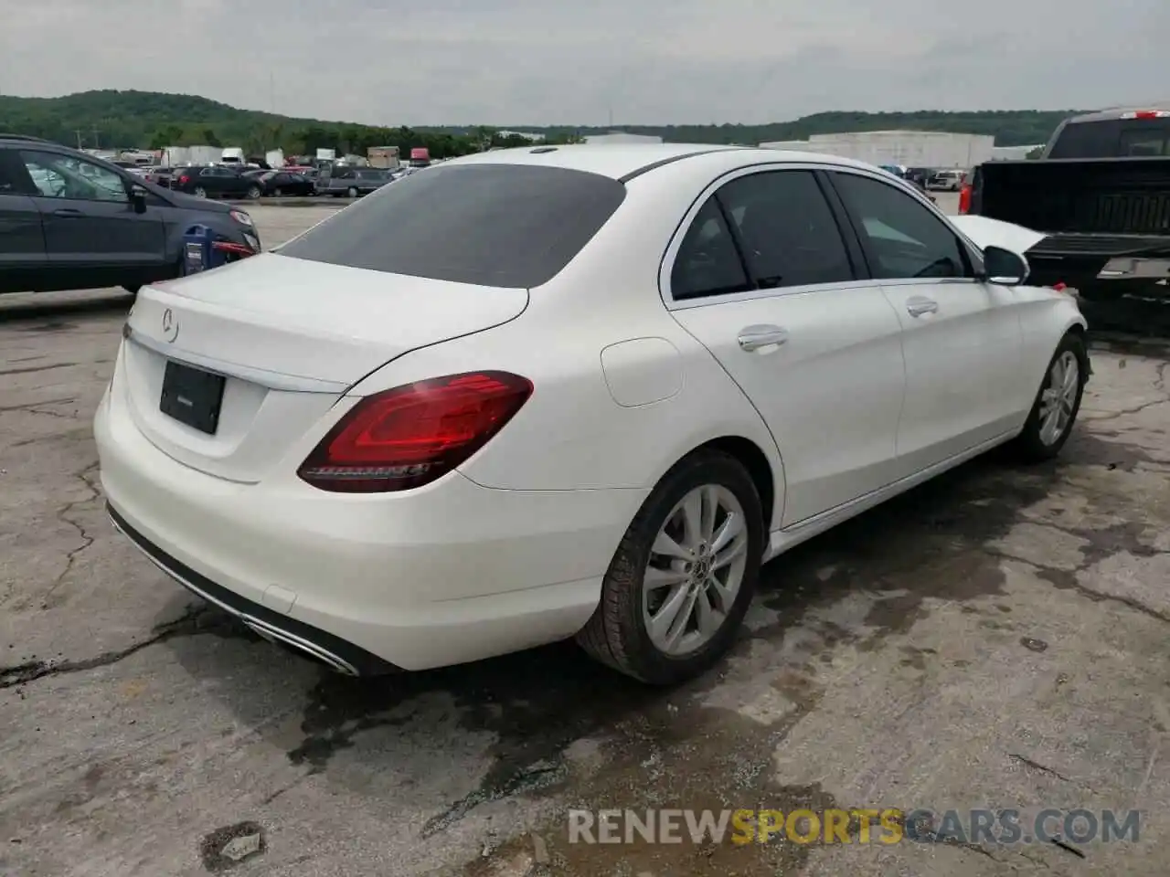 4 Фотография поврежденного автомобиля 55SWF8DB8KU283205 MERCEDES-BENZ C-CLASS 2019