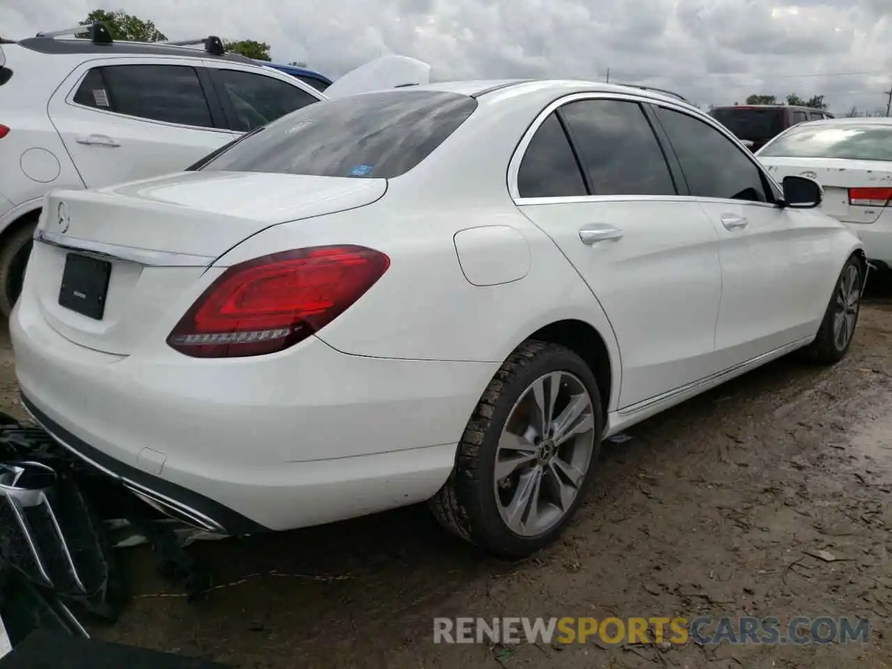 4 Photograph of a damaged car 55SWF8DB8KU289750 MERCEDES-BENZ C-CLASS 2019