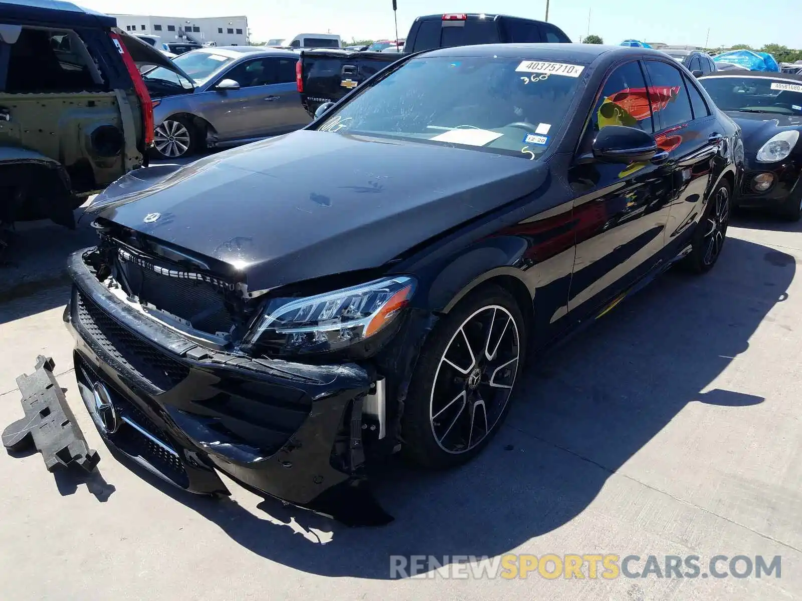 2 Photograph of a damaged car 55SWF8DB8KU290090 MERCEDES-BENZ C CLASS 2019