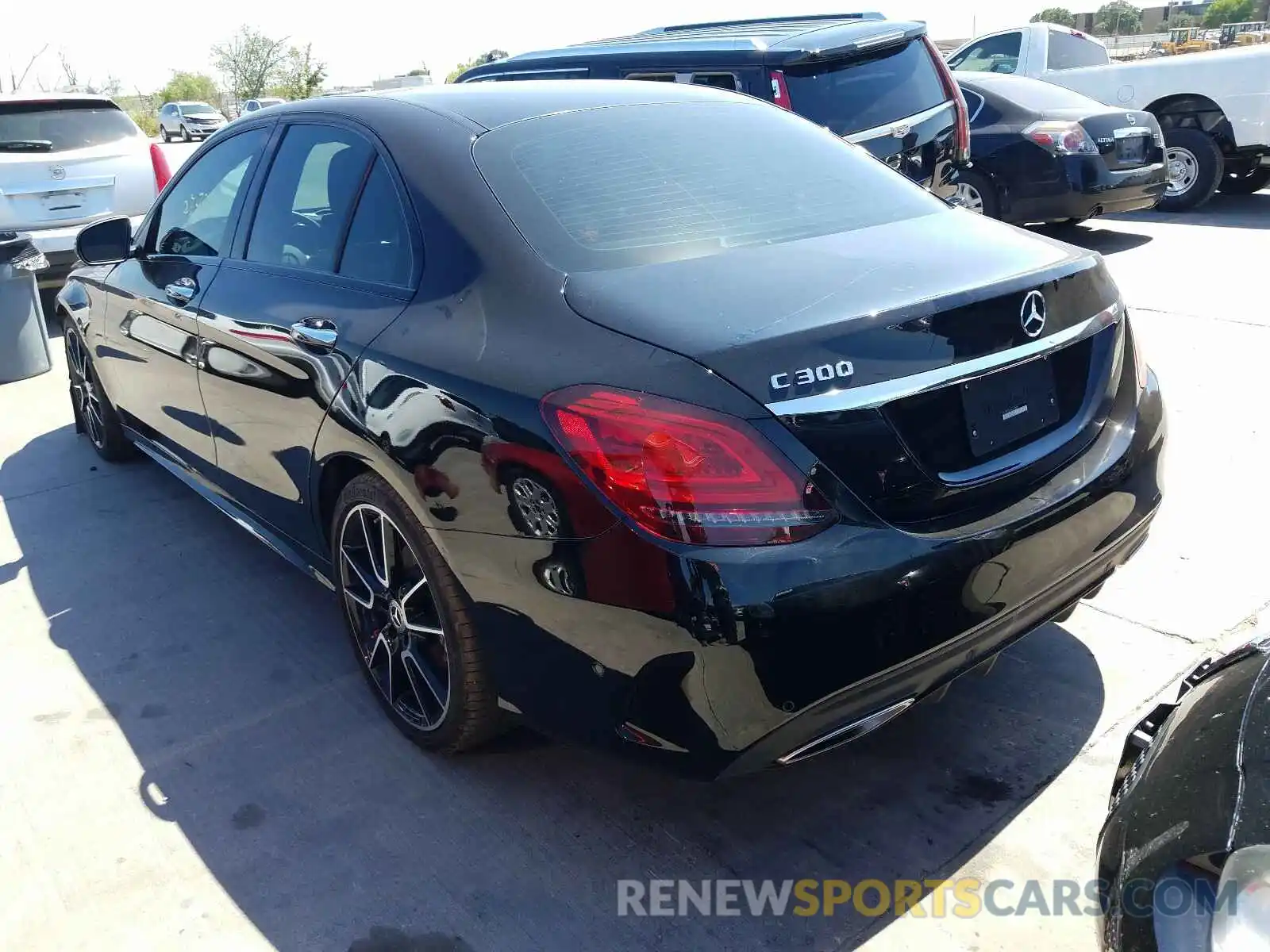 3 Photograph of a damaged car 55SWF8DB8KU290090 MERCEDES-BENZ C CLASS 2019