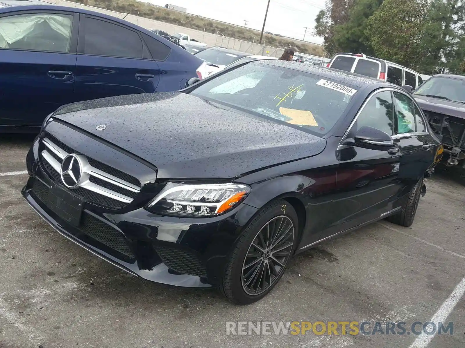 2 Photograph of a damaged car 55SWF8DB8KU295418 MERCEDES-BENZ C CLASS 2019