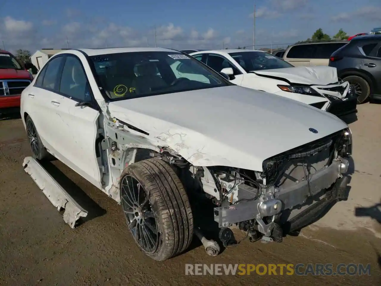 1 Photograph of a damaged car 55SWF8DB8KU297573 MERCEDES-BENZ C-CLASS 2019