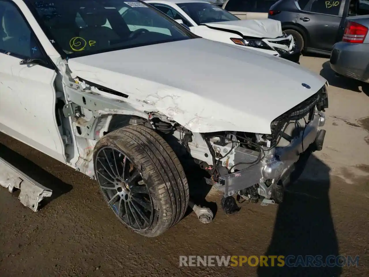 9 Photograph of a damaged car 55SWF8DB8KU297573 MERCEDES-BENZ C-CLASS 2019