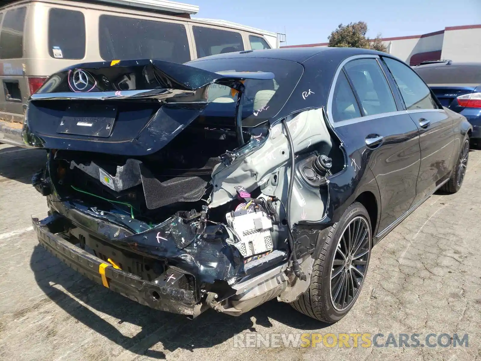 9 Photograph of a damaged car 55SWF8DB8KU298352 MERCEDES-BENZ C-CLASS 2019