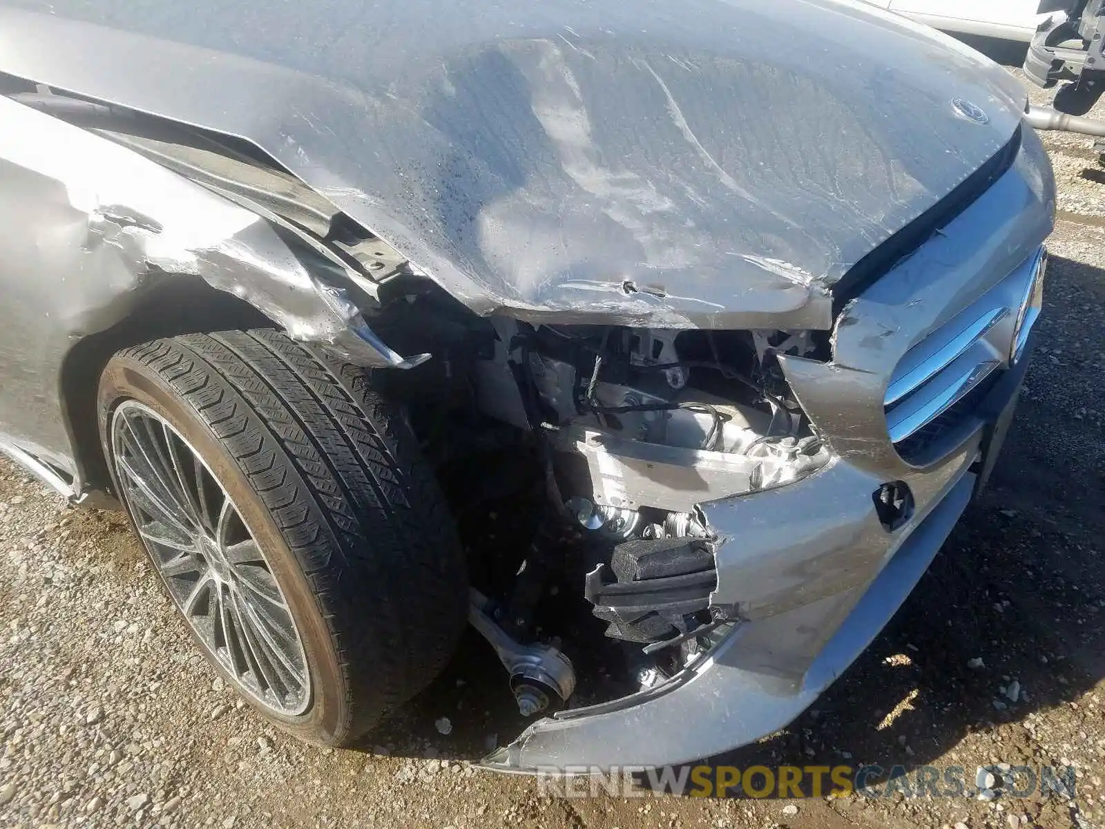 9 Photograph of a damaged car 55SWF8DB8KU299811 MERCEDES-BENZ C CLASS 2019