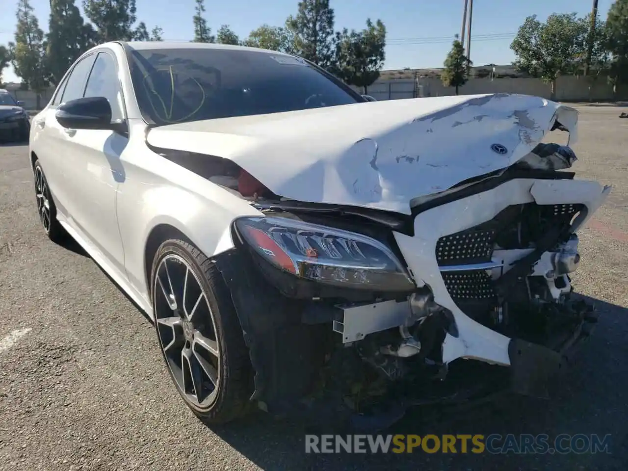 1 Photograph of a damaged car 55SWF8DB8KU300357 MERCEDES-BENZ C-CLASS 2019