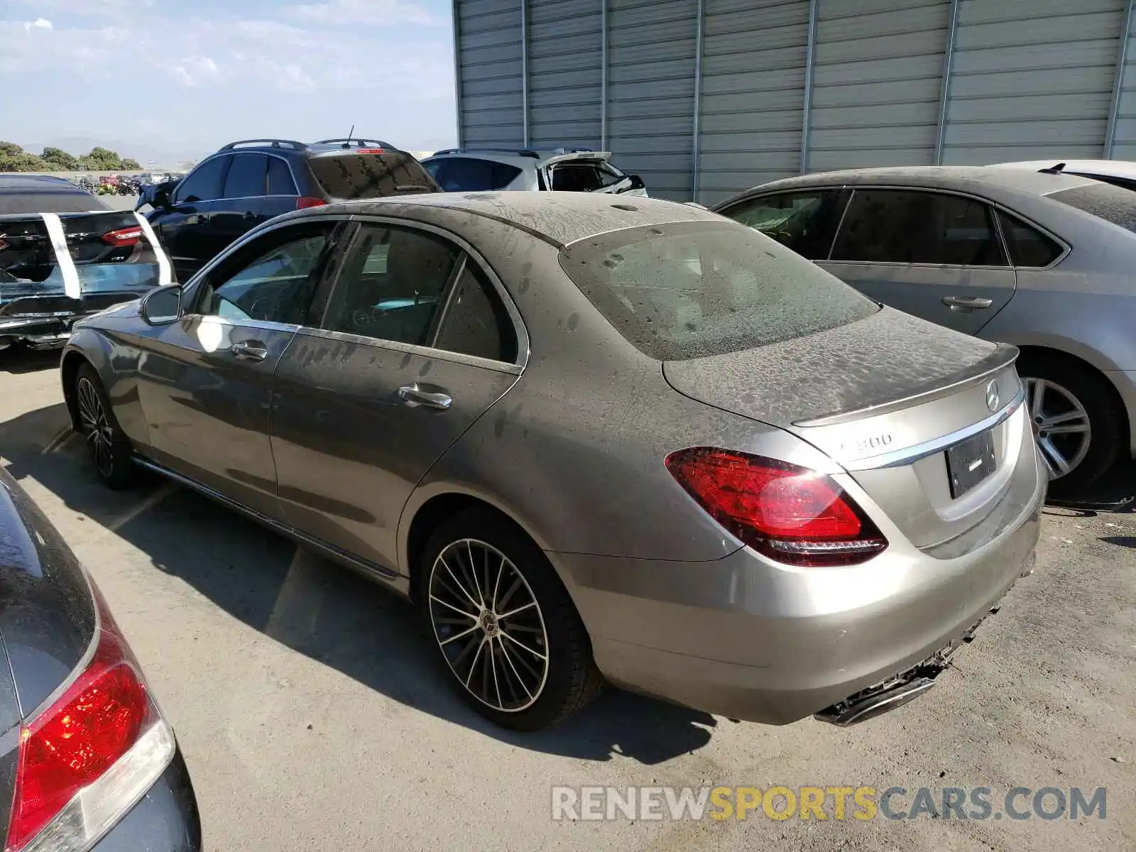 3 Photograph of a damaged car 55SWF8DB8KU300388 MERCEDES-BENZ C CLASS 2019