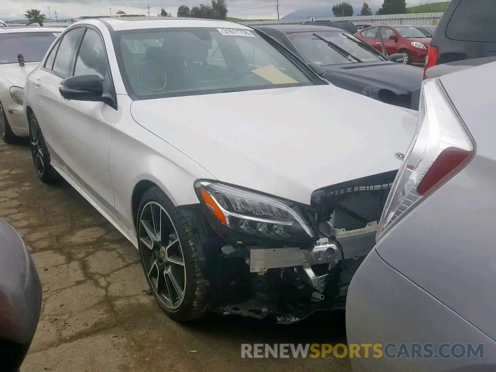 1 Photograph of a damaged car 55SWF8DB8KU300679 MERCEDES-BENZ C CLASS 2019