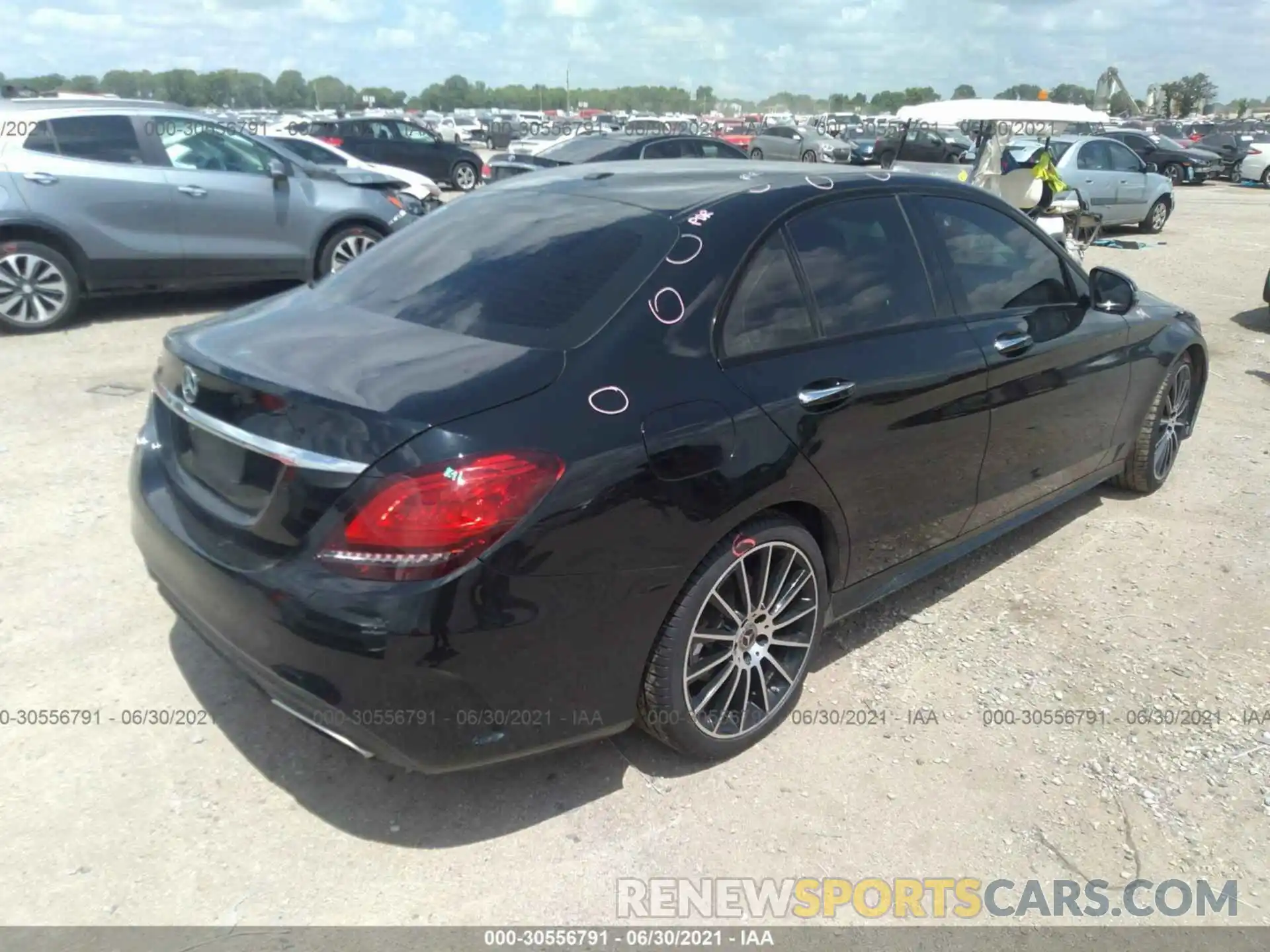 4 Photograph of a damaged car 55SWF8DB8KU308734 MERCEDES-BENZ C-CLASS 2019