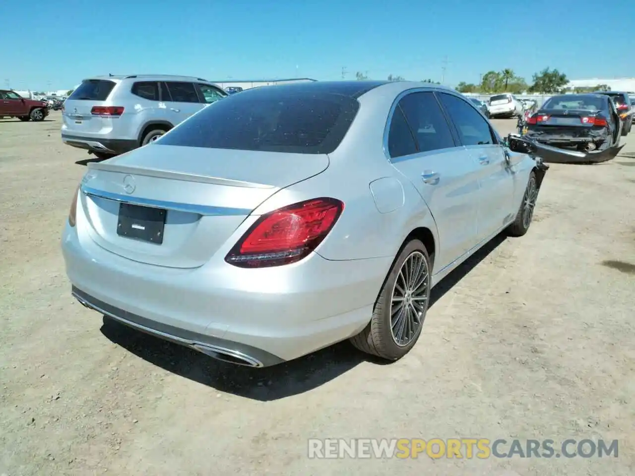 4 Photograph of a damaged car 55SWF8DB8KU314176 MERCEDES-BENZ C-CLASS 2019