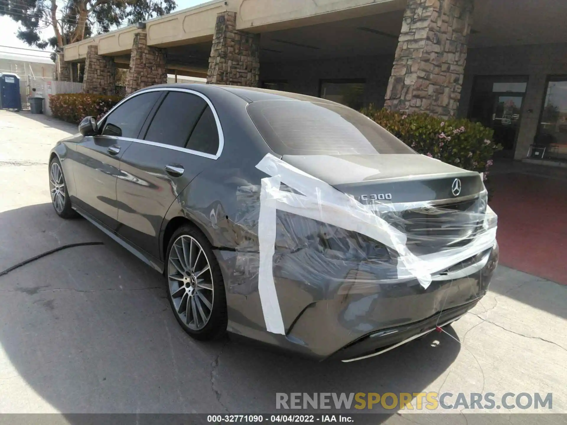 3 Photograph of a damaged car 55SWF8DB8KU314789 MERCEDES-BENZ C-CLASS 2019