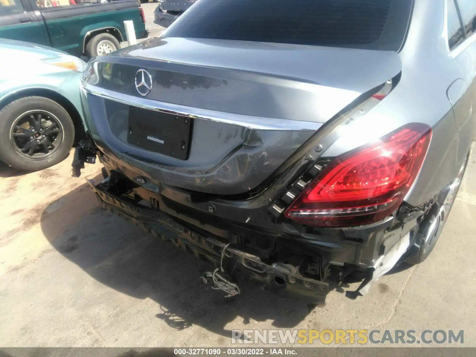 6 Photograph of a damaged car 55SWF8DB8KU314789 MERCEDES-BENZ C-CLASS 2019