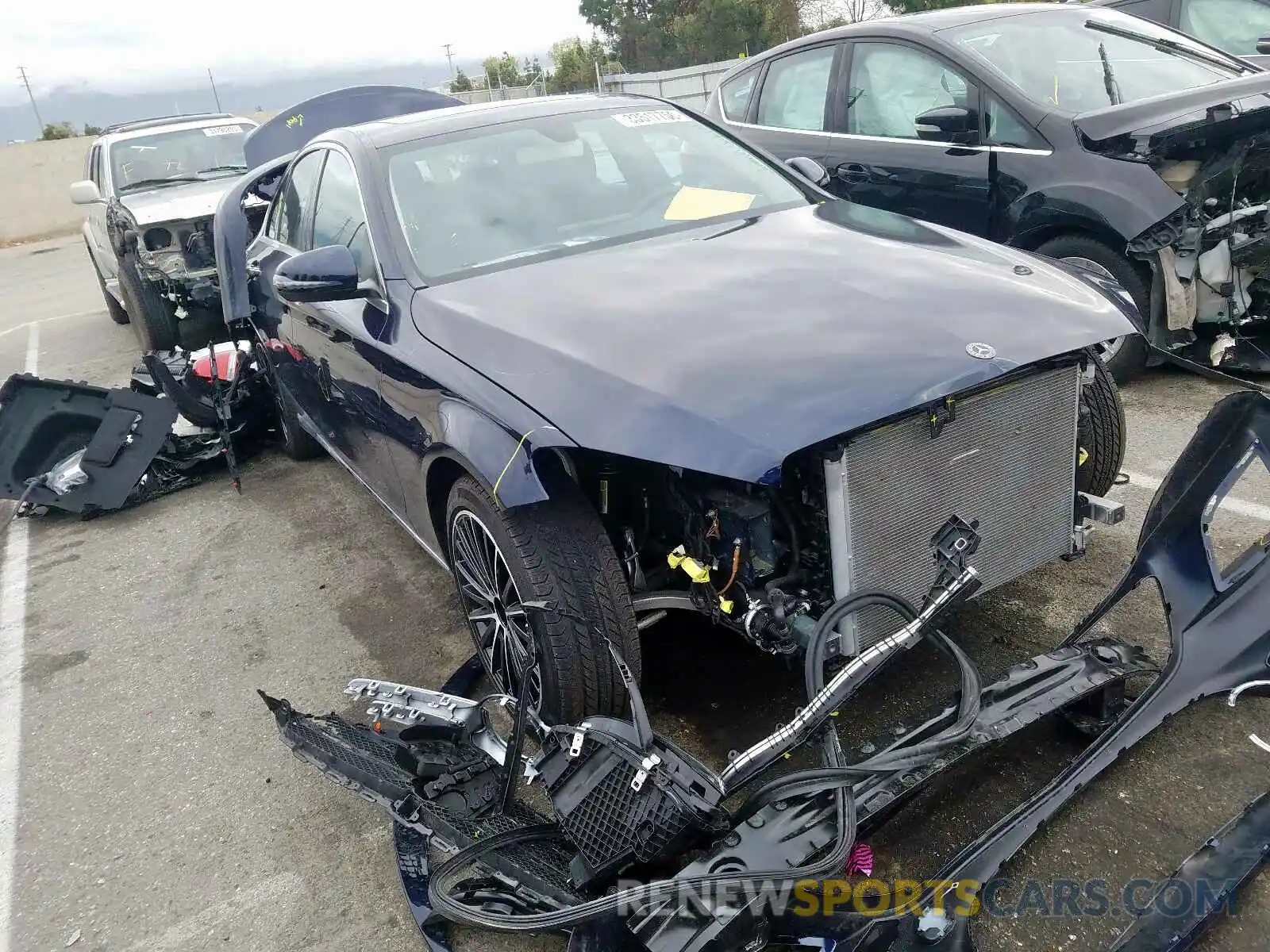 1 Photograph of a damaged car 55SWF8DB9KU284041 MERCEDES-BENZ C CLASS 2019