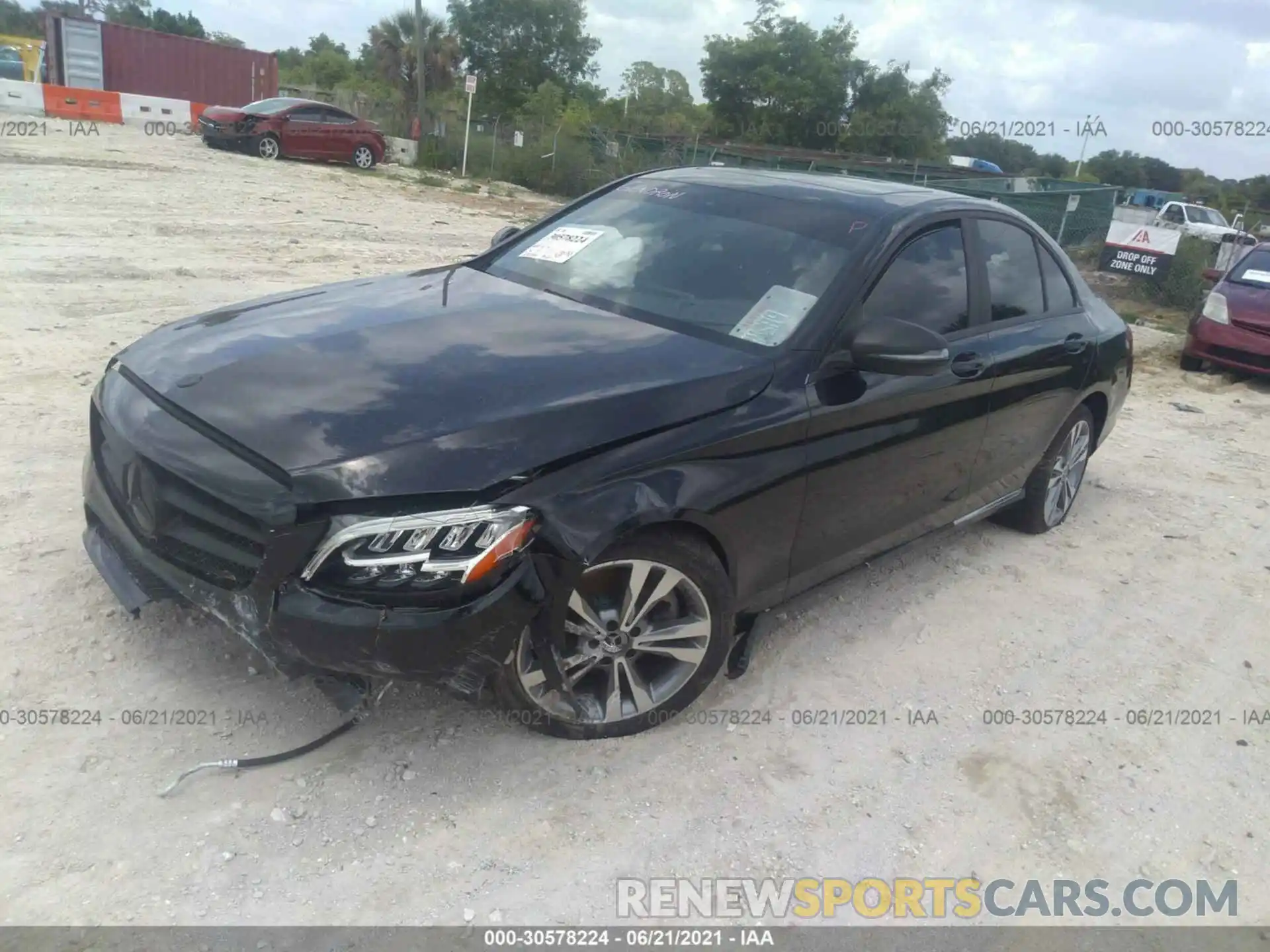 2 Photograph of a damaged car 55SWF8DB9KU287134 MERCEDES-BENZ C-CLASS 2019