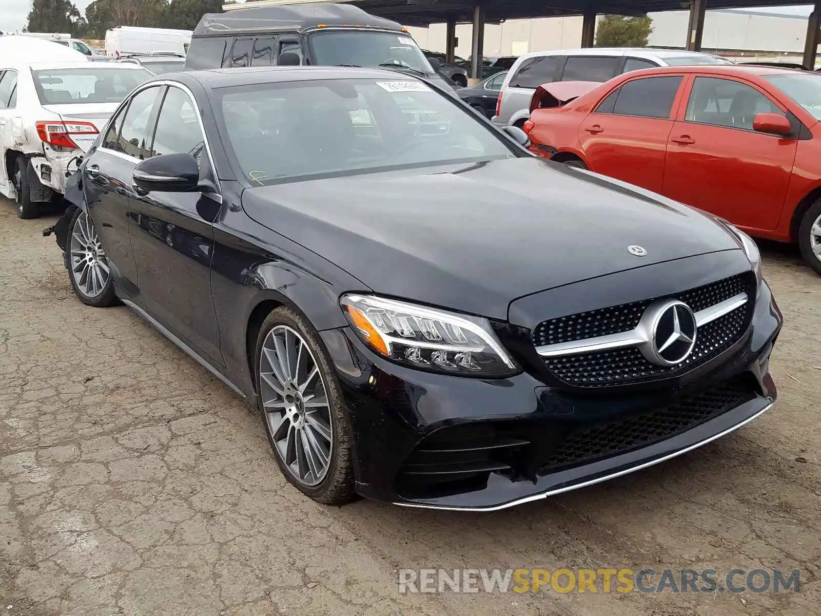 1 Photograph of a damaged car 55SWF8DB9KU290373 MERCEDES-BENZ C CLASS 2019