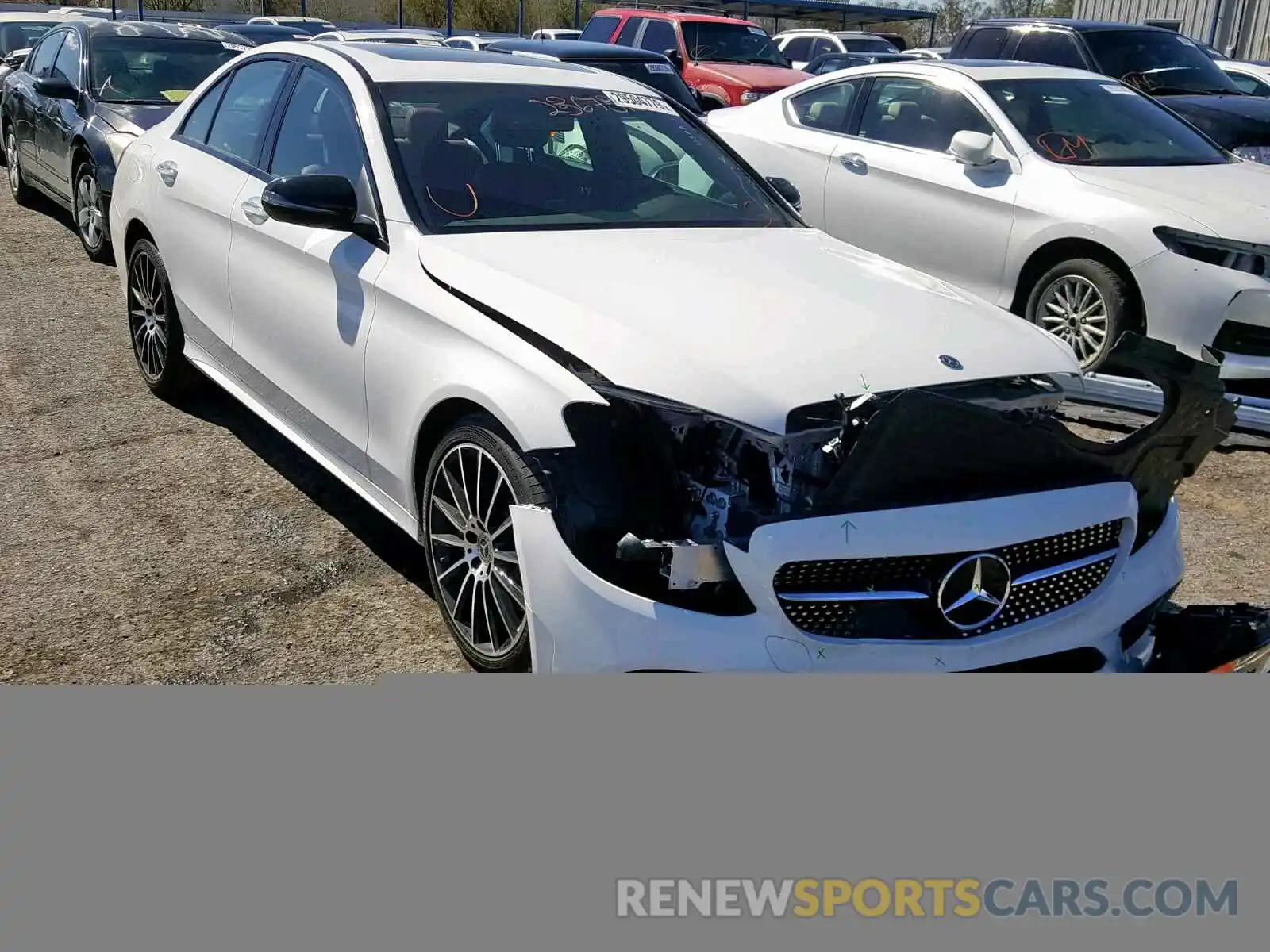 1 Photograph of a damaged car 55SWF8DB9KU293967 MERCEDES-BENZ C CLASS 2019