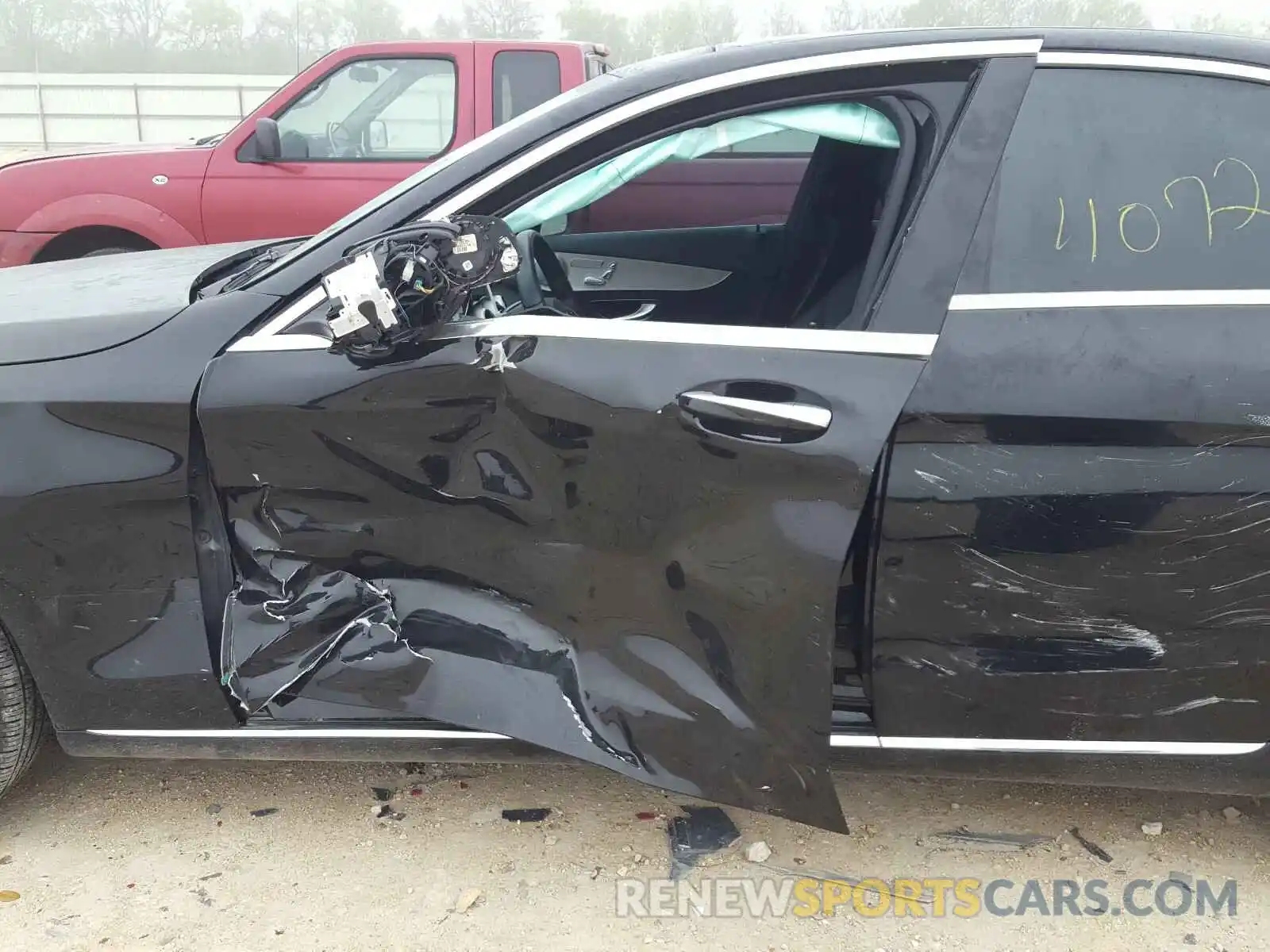 9 Photograph of a damaged car 55SWF8DB9KU295721 MERCEDES-BENZ C CLASS 2019