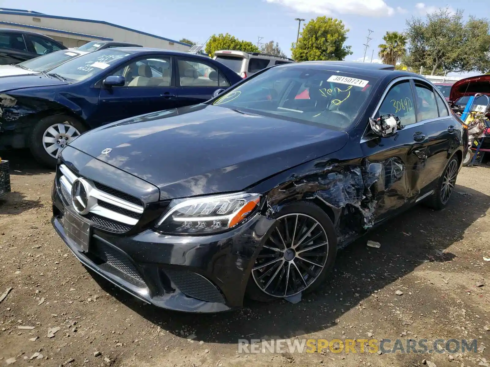 2 Photograph of a damaged car 55SWF8DB9KU297453 MERCEDES-BENZ C CLASS 2019