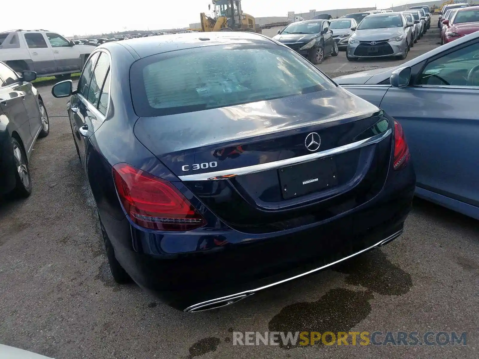 3 Photograph of a damaged car 55SWF8DB9KU298330 MERCEDES-BENZ C CLASS 2019