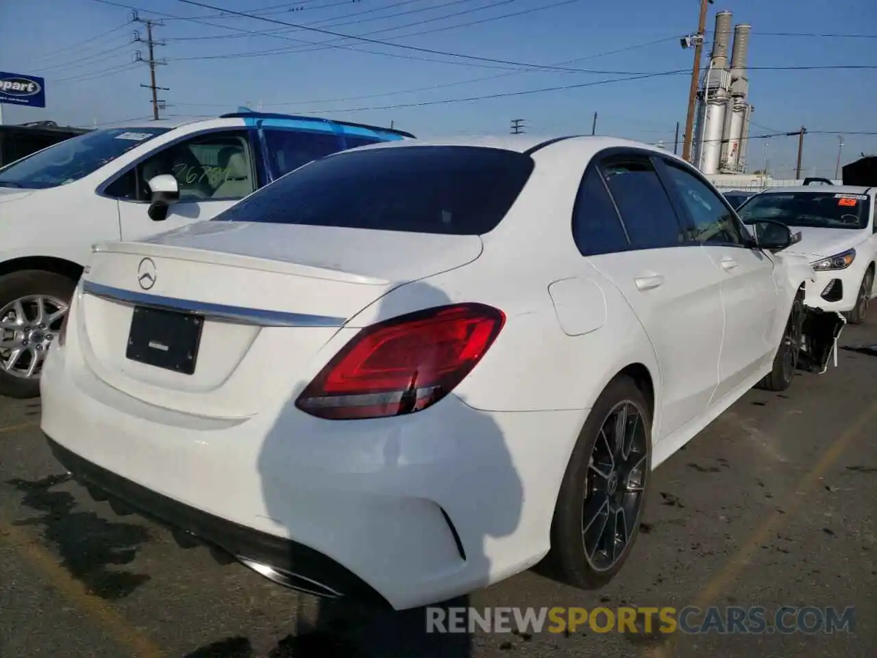 4 Photograph of a damaged car 55SWF8DB9KU298599 MERCEDES-BENZ C-CLASS 2019