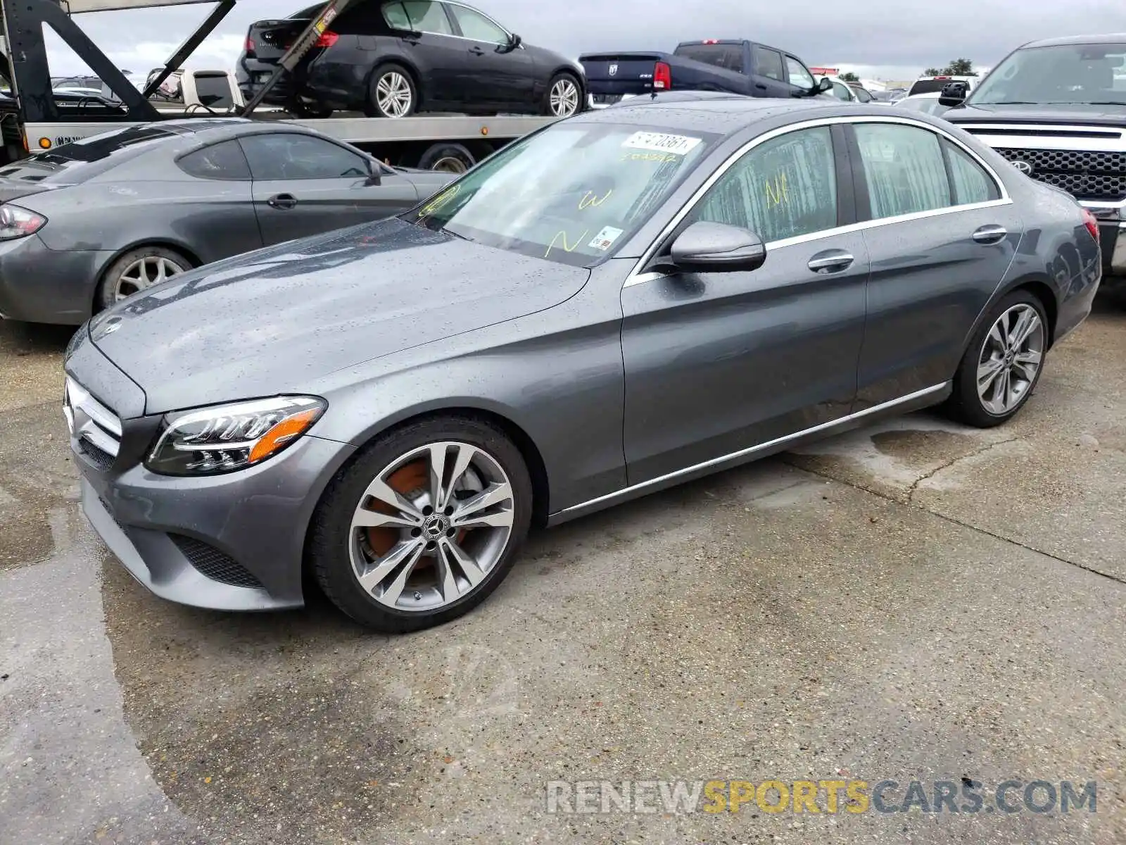 2 Photograph of a damaged car 55SWF8DB9KU302392 MERCEDES-BENZ C-CLASS 2019