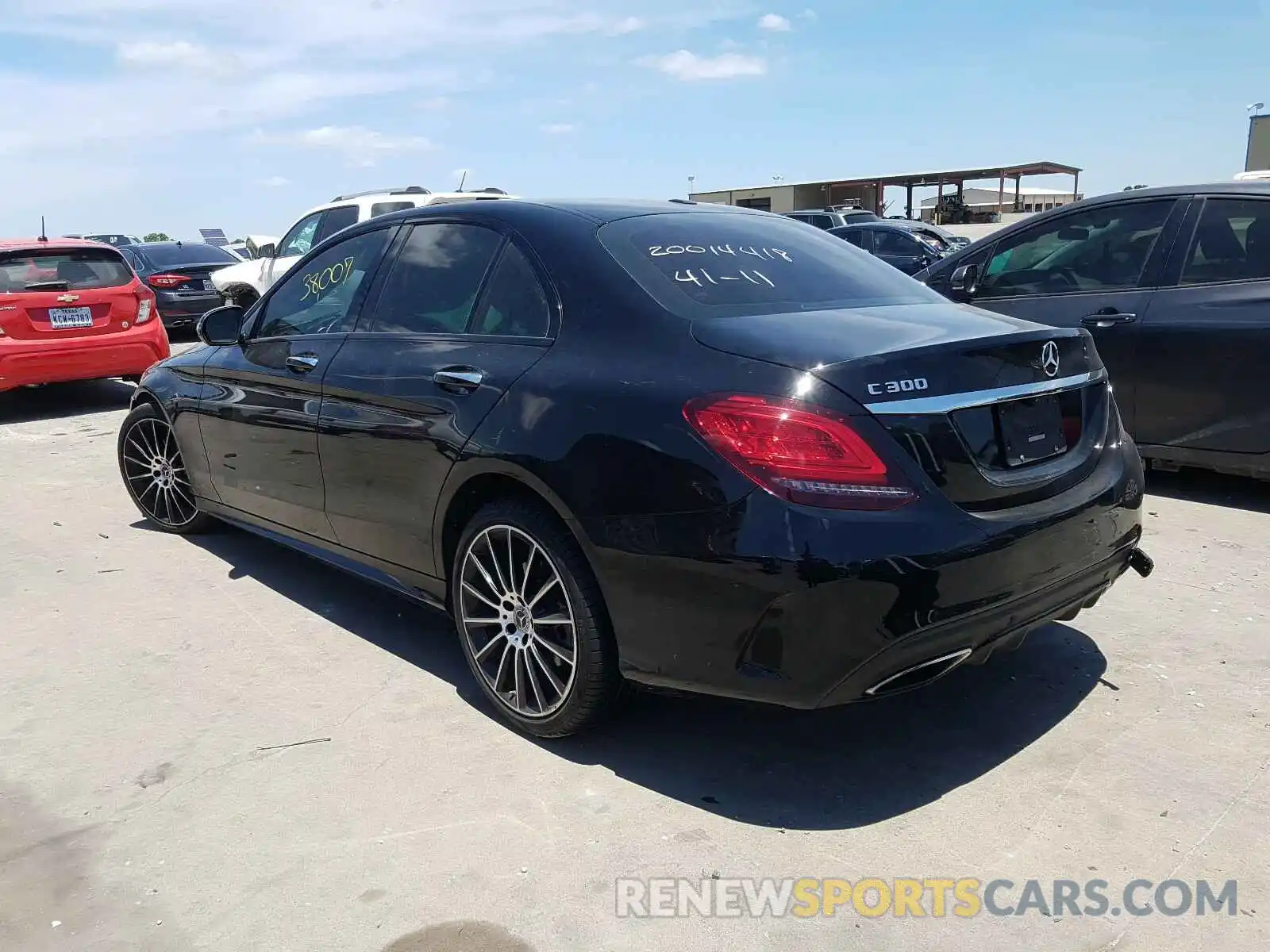 3 Photograph of a damaged car 55SWF8DB9KU302912 MERCEDES-BENZ C CLASS 2019