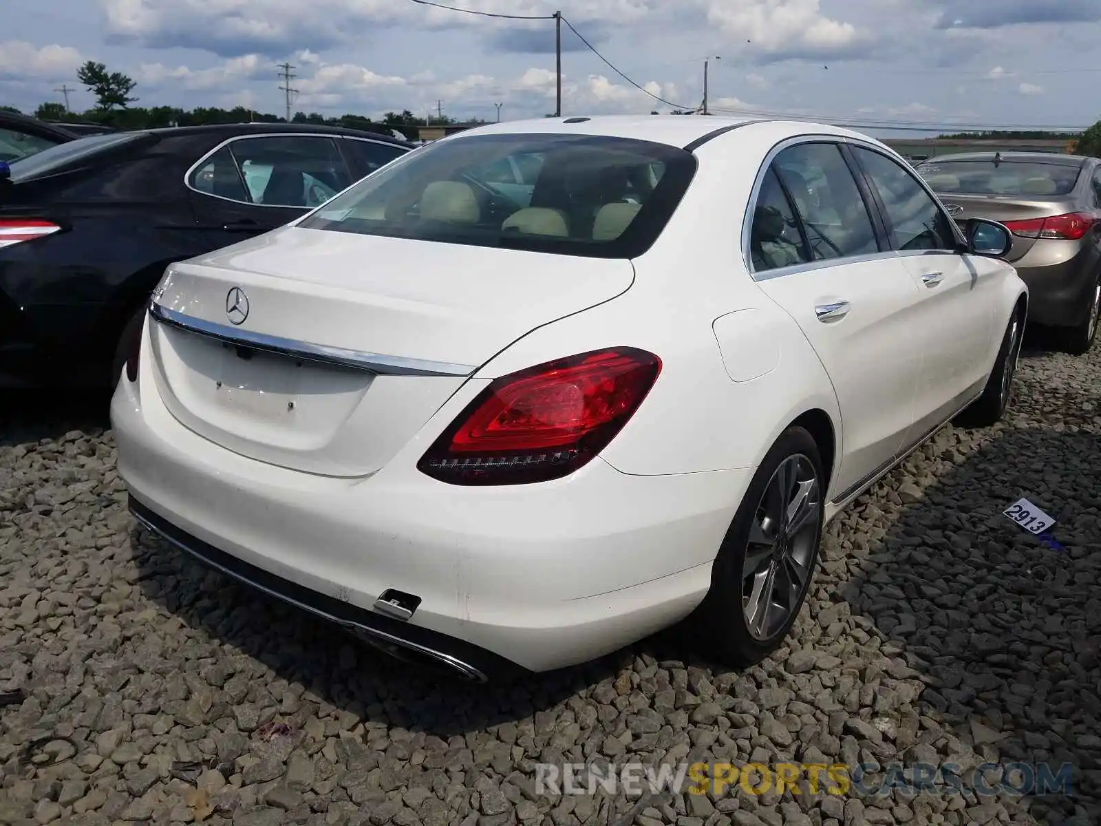 4 Фотография поврежденного автомобиля 55SWF8DB9KU304725 MERCEDES-BENZ C-CLASS 2019