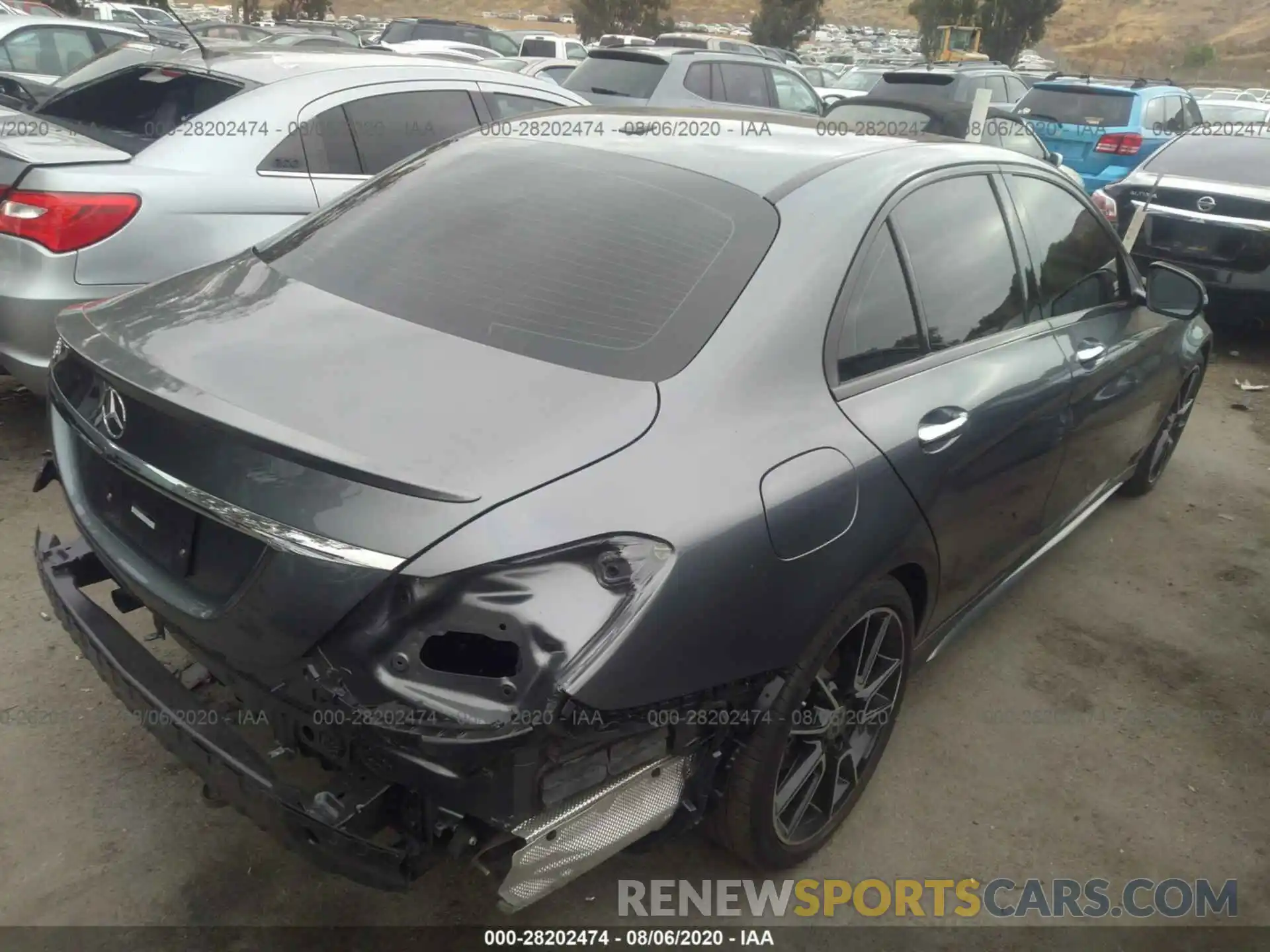 4 Photograph of a damaged car 55SWF8DB9KU305521 MERCEDES-BENZ C-CLASS 2019