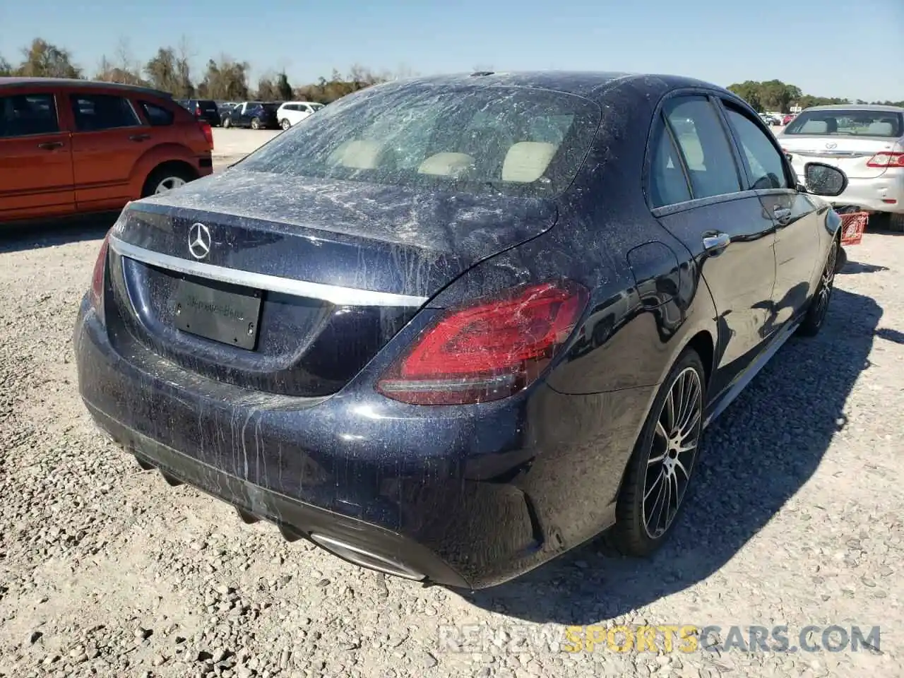 4 Photograph of a damaged car 55SWF8DB9KU307530 MERCEDES-BENZ C-CLASS 2019