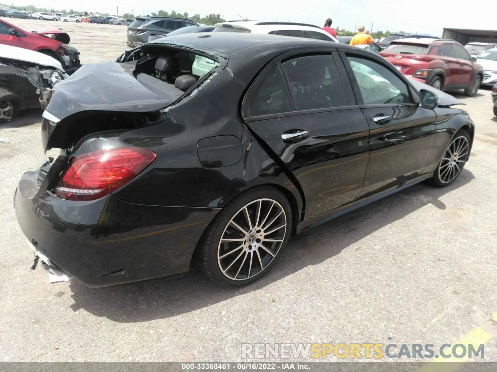 4 Photograph of a damaged car 55SWF8DB9KU307544 MERCEDES-BENZ C-CLASS 2019