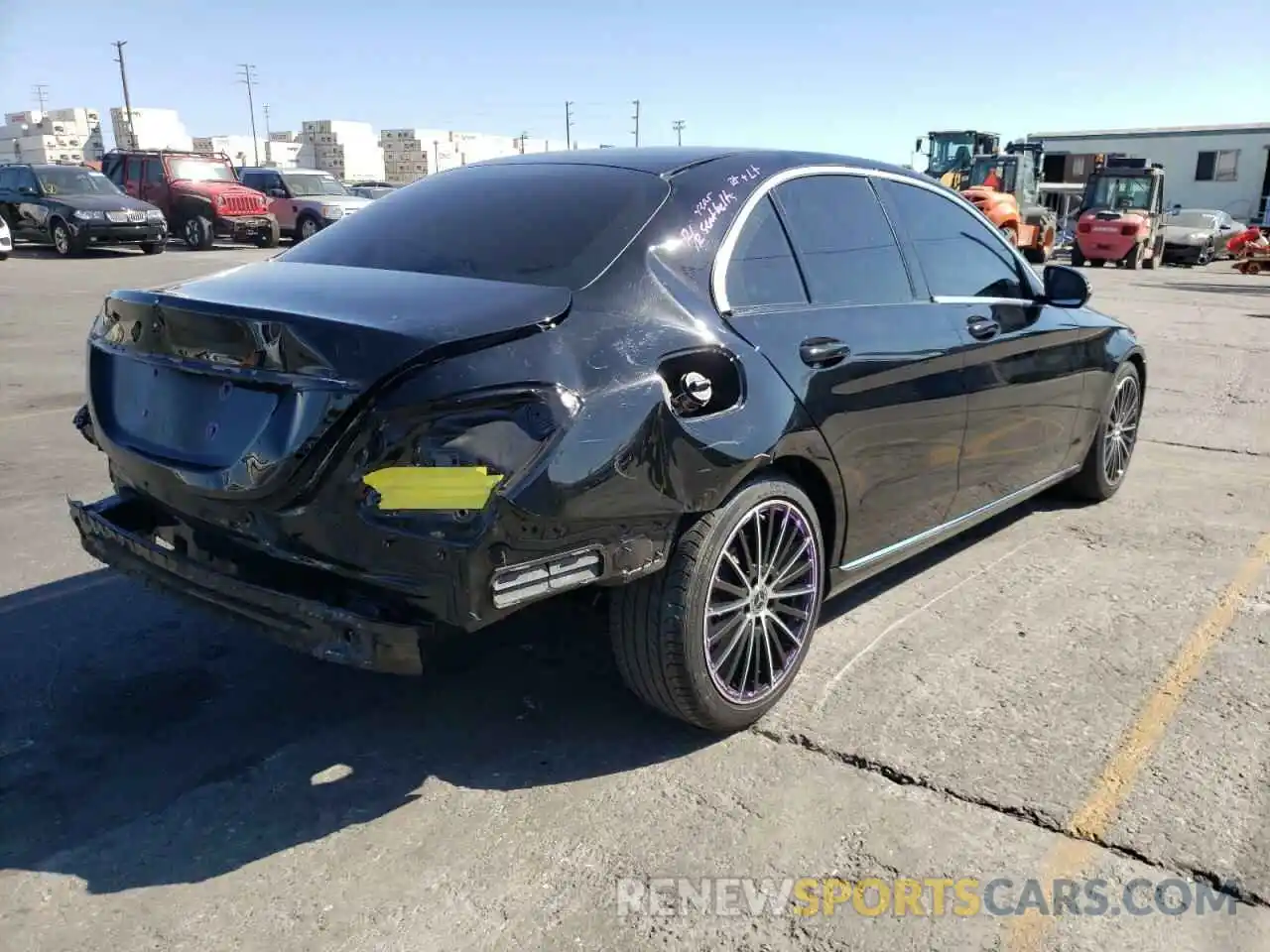 4 Photograph of a damaged car 55SWF8DB9KU311464 MERCEDES-BENZ C-CLASS 2019