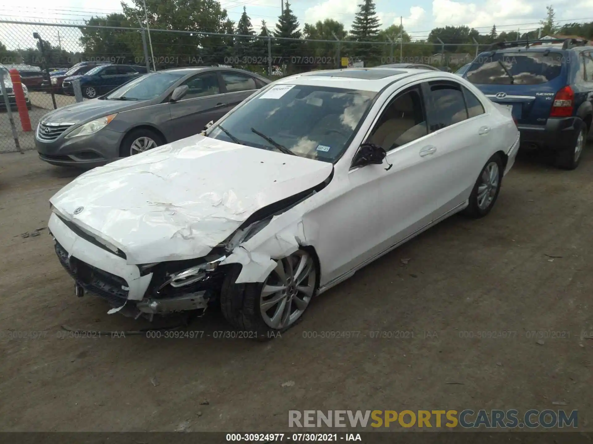 2 Photograph of a damaged car 55SWF8DB9KU322089 MERCEDES-BENZ C-CLASS 2019