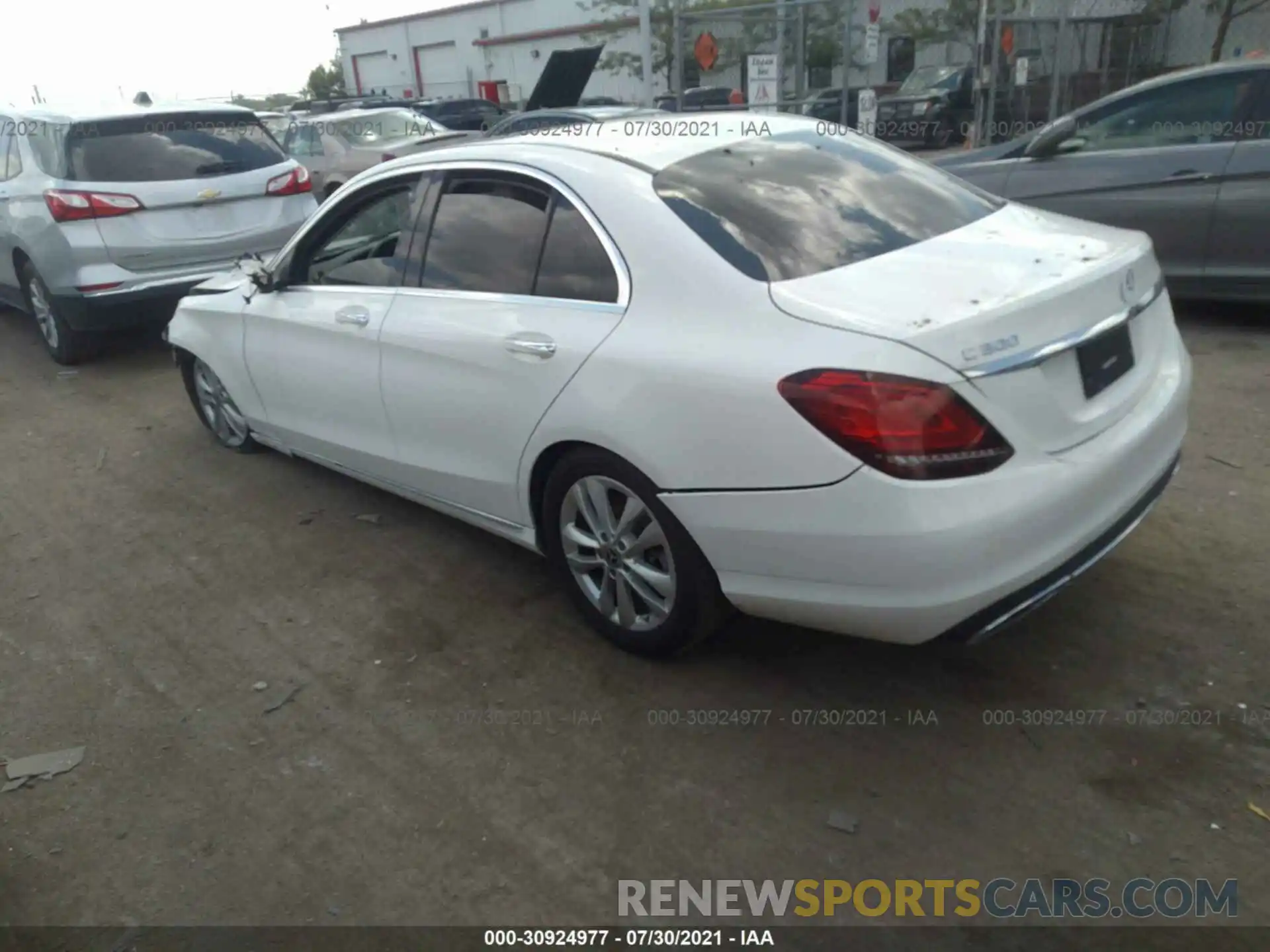 3 Photograph of a damaged car 55SWF8DB9KU322089 MERCEDES-BENZ C-CLASS 2019