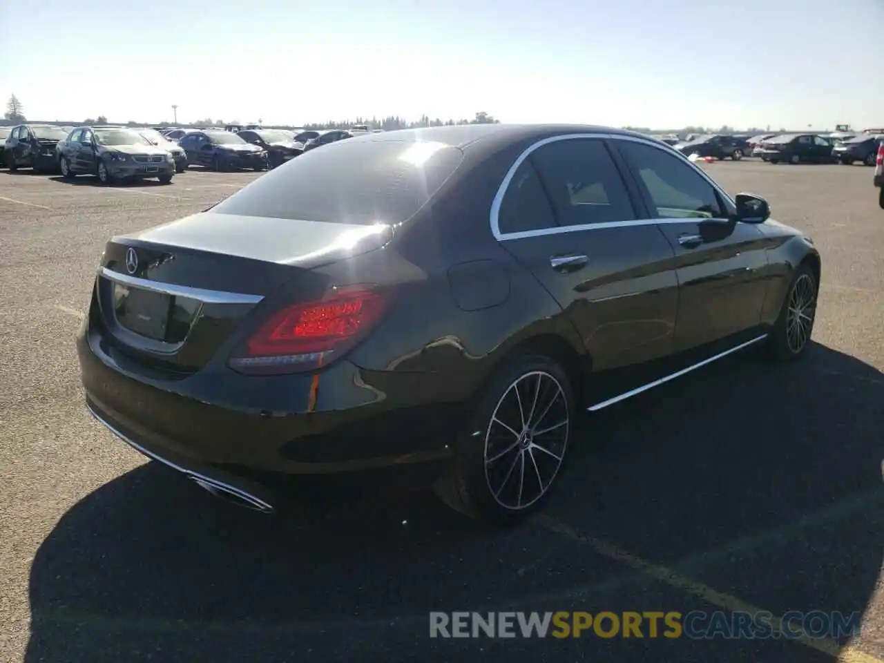 4 Photograph of a damaged car 55SWF8DBXKU283366 MERCEDES-BENZ C-CLASS 2019