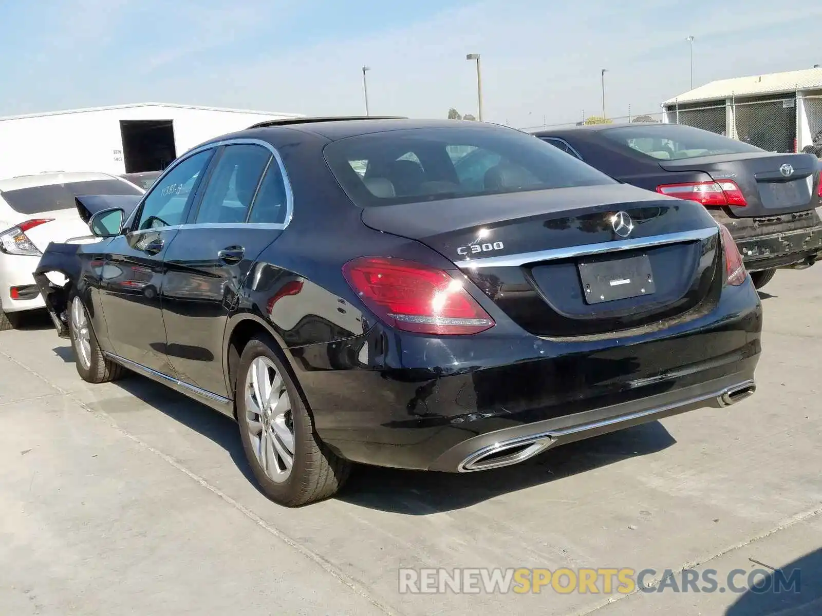 3 Photograph of a damaged car 55SWF8DBXKU294769 MERCEDES-BENZ C CLASS 2019