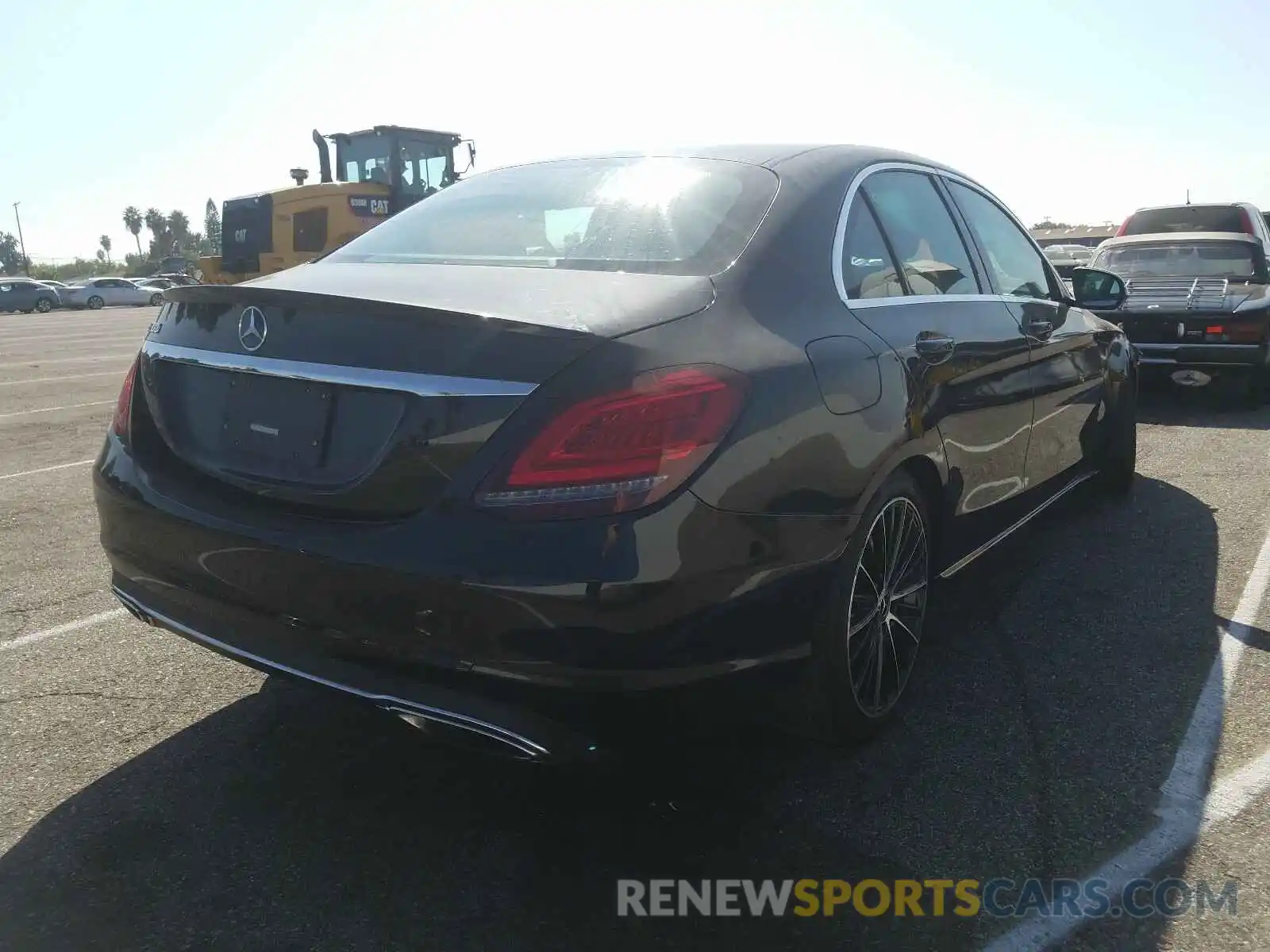 4 Photograph of a damaged car 55SWF8DBXKU296473 MERCEDES-BENZ C CLASS 2019