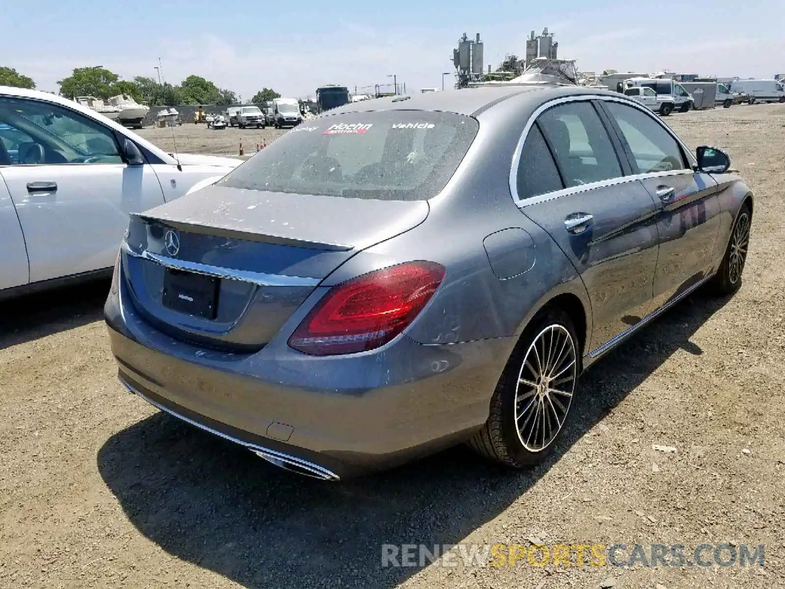 4 Photograph of a damaged car 55SWF8DBXKU297333 MERCEDES-BENZ C CLASS 2019