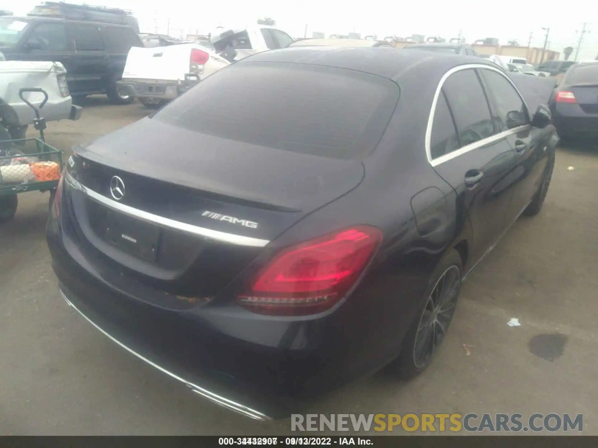 4 Photograph of a damaged car 55SWF8DBXKU305298 MERCEDES-BENZ C-CLASS 2019